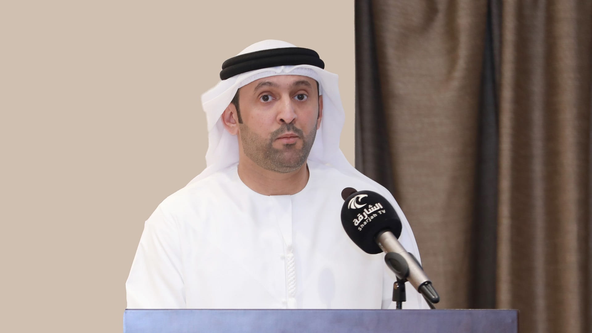 صورة بعنوان: "ثقافية الشارقة" تُعلن عن الفائزين بجائزة "نقد الشعر العربي" 