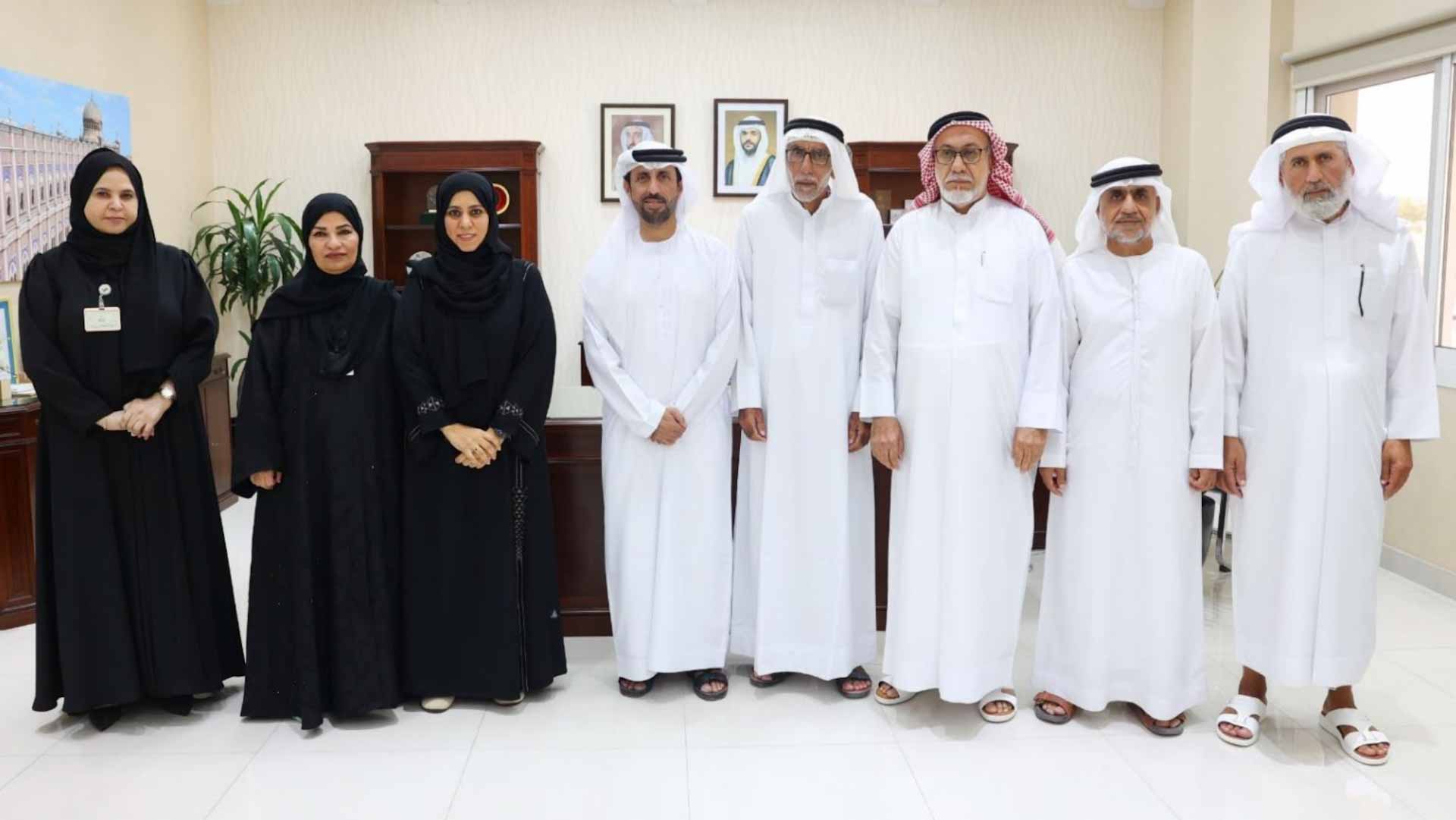 Image for the title: Sharjah Municipality rewards its senior employees 