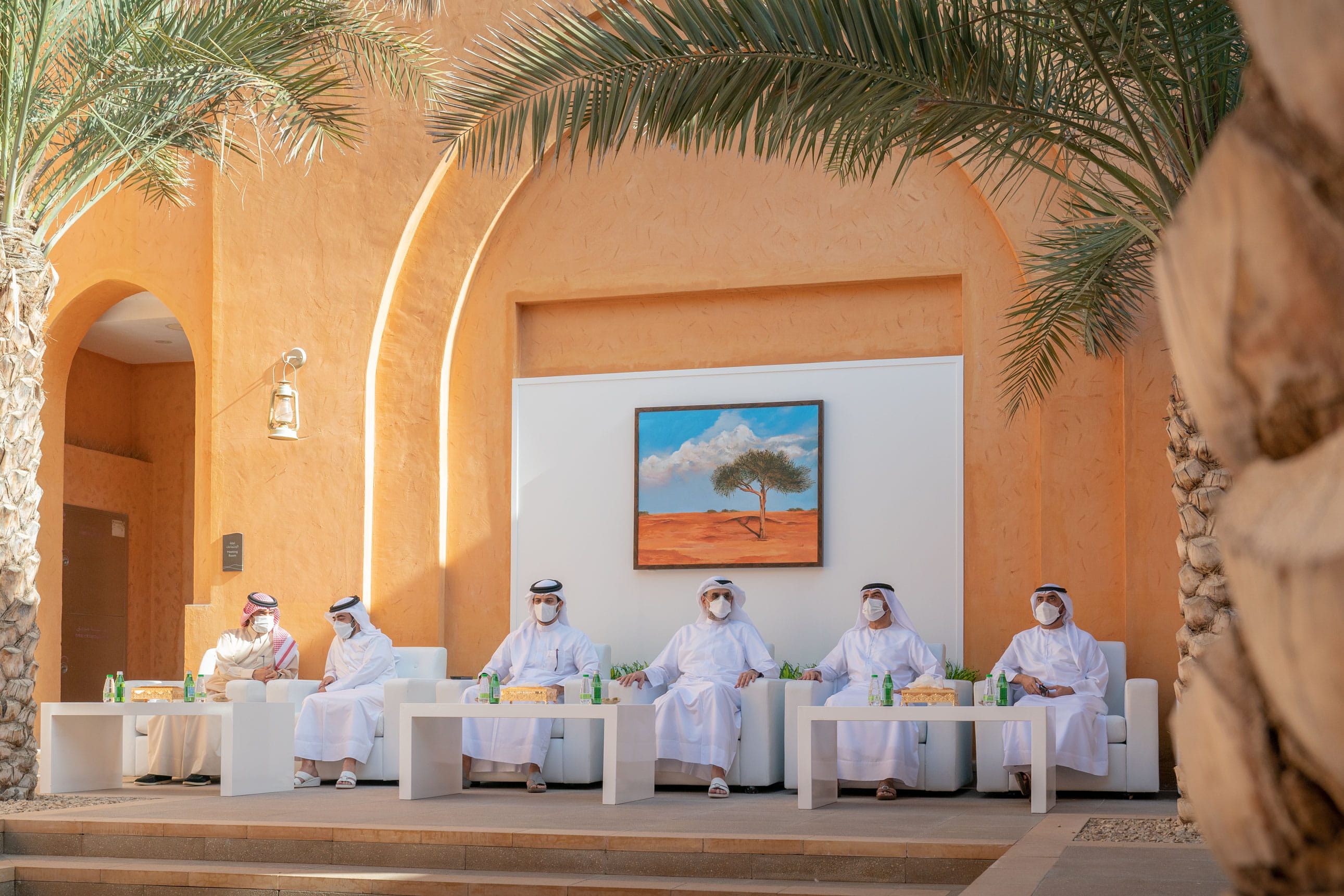 Image for the title: SEC standardises municipal services pros. for engrg., bldg sec. 