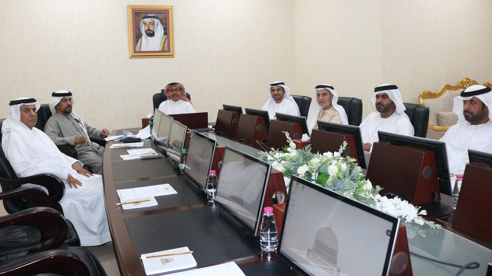 صورة بعنوان: لجنة باستشاري الشارقة تقر 15 توصية بشأن سياسة دائرة الإسكان   