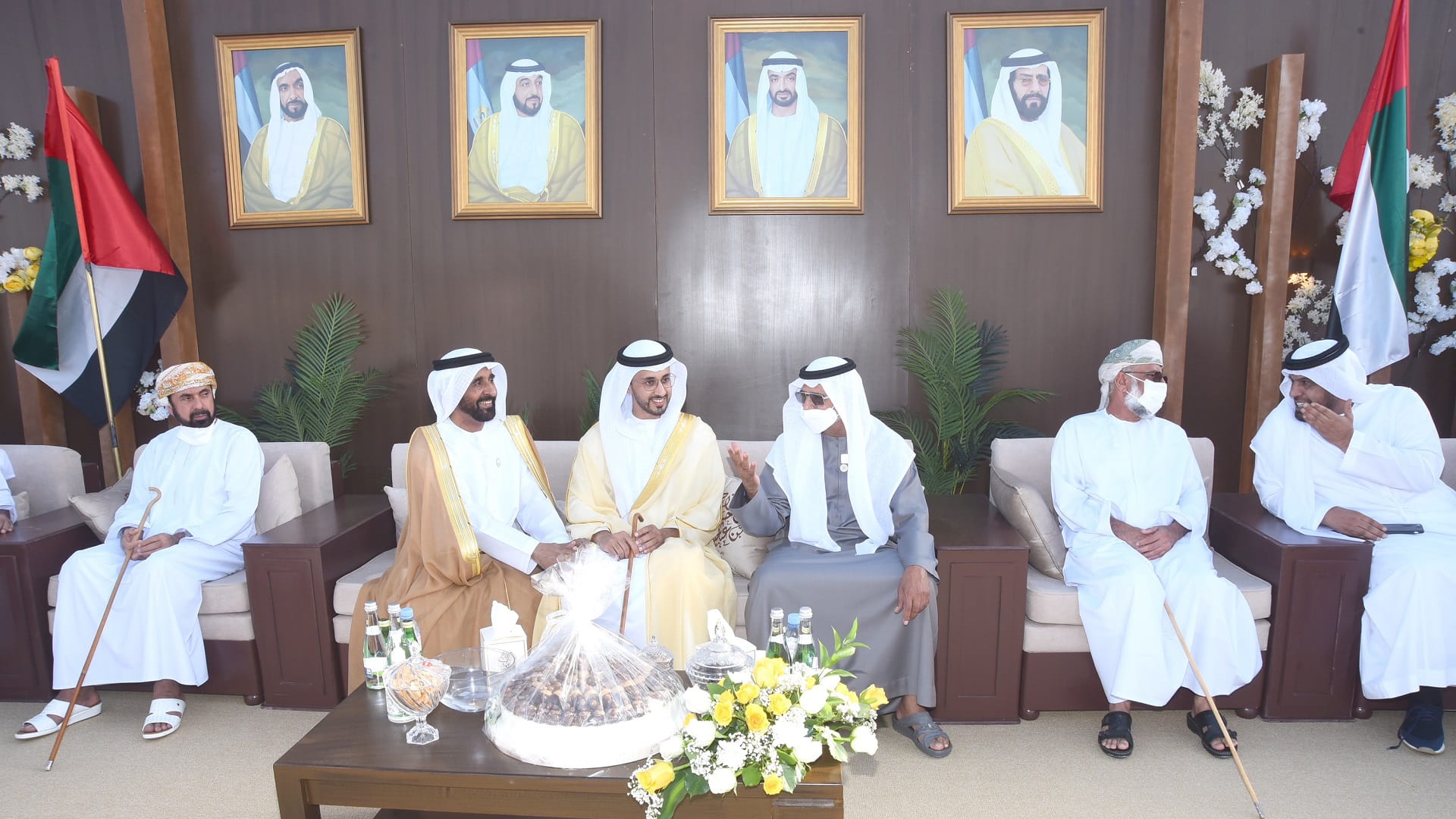 صورة بعنوان: نهيان بن مبارك يشهد أفراح العامري في العين 