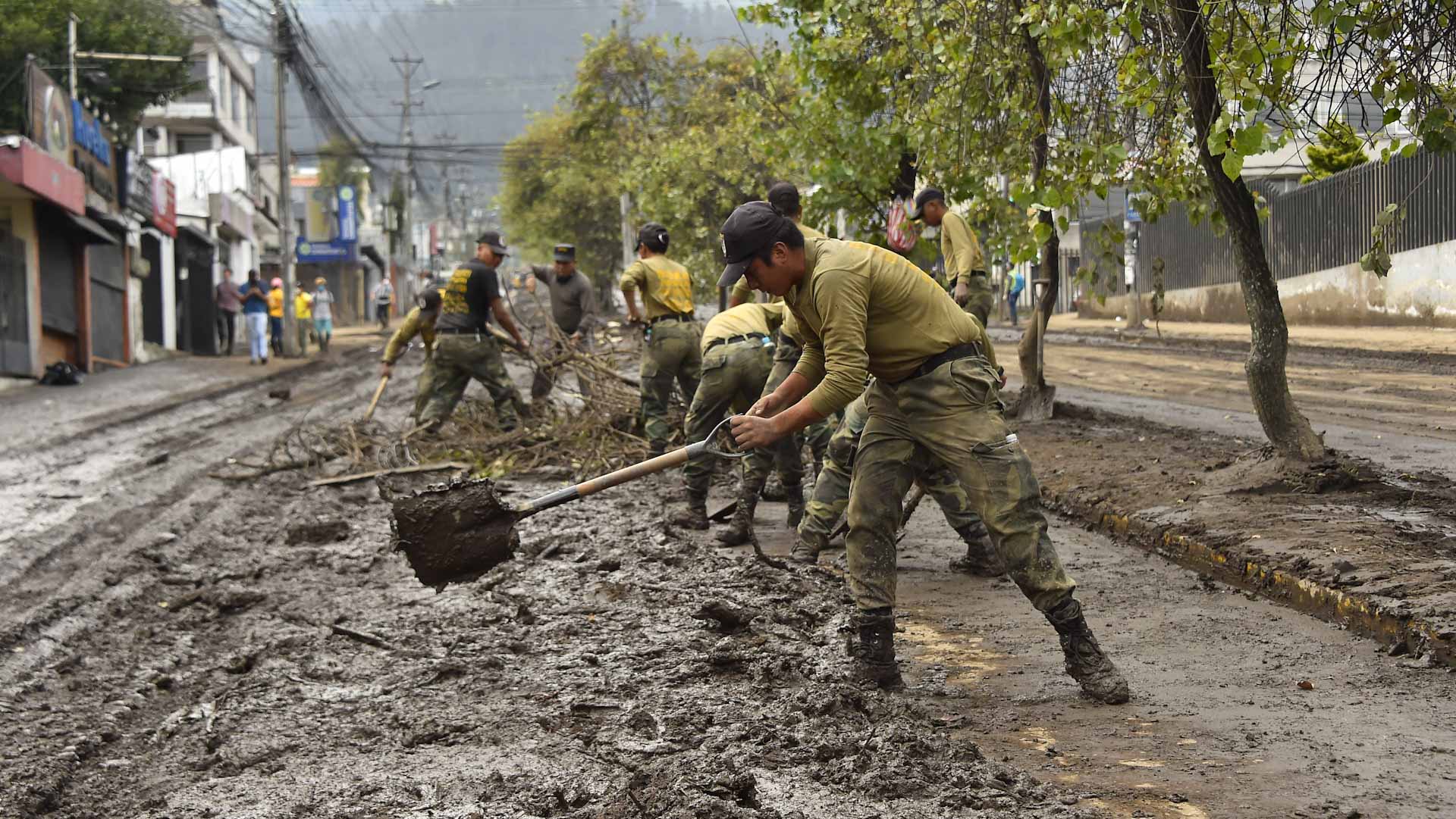 Image for the title: Number of missing in Ecuador landslide falls to six, death toll 24 