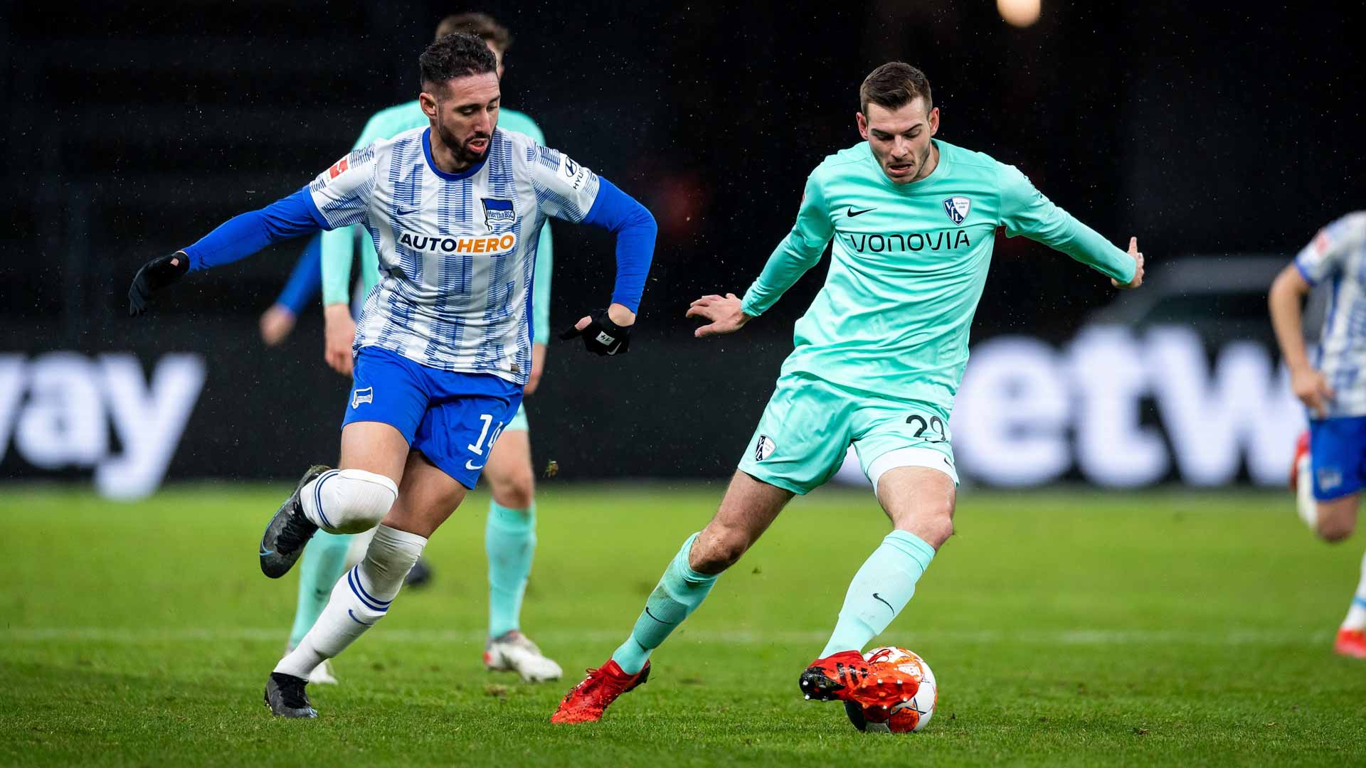 صورة بعنوان: هيرتا برلين يتعثر أمام بوخوم في الدوري الألماني لكرة القدم  