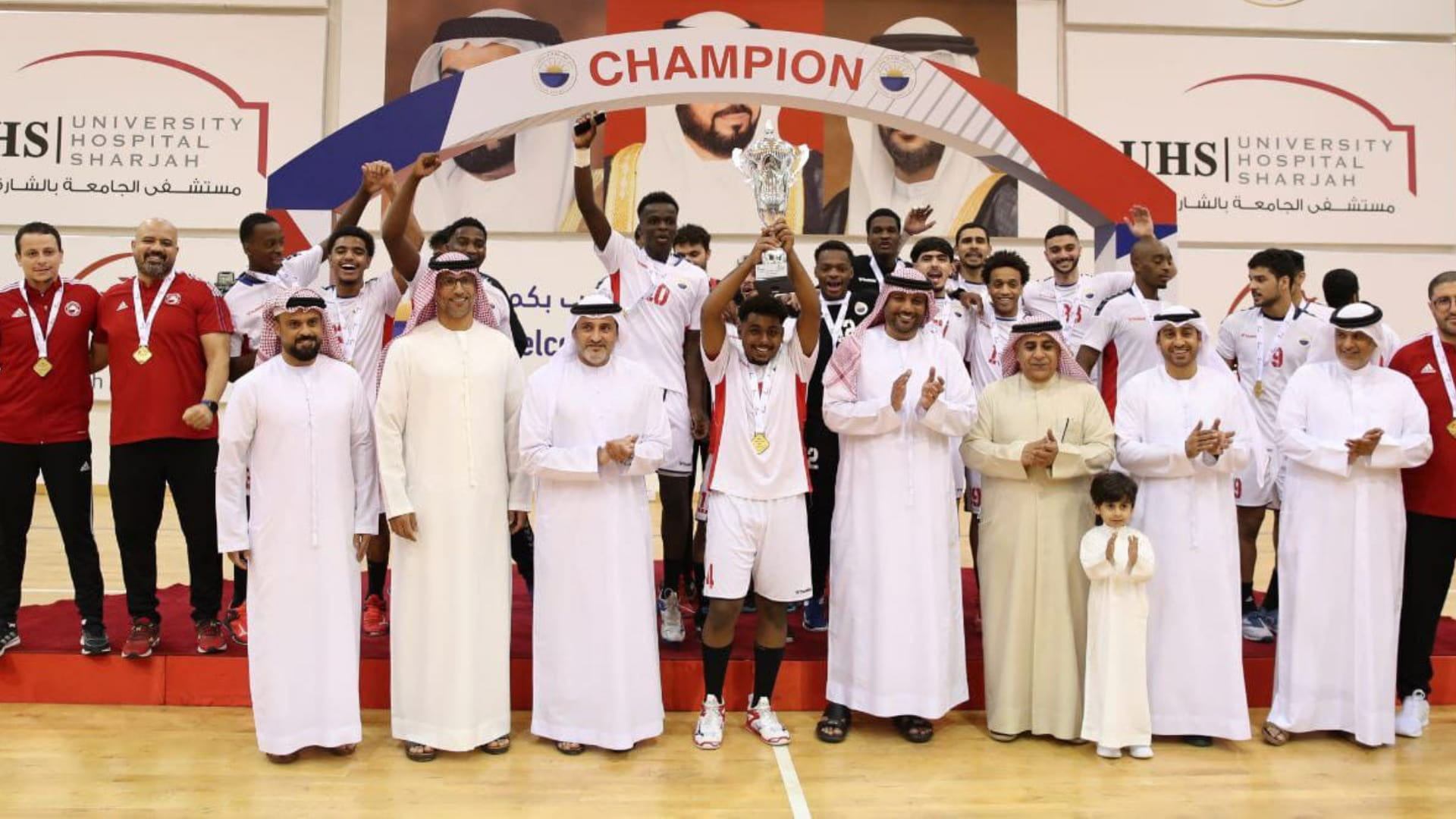 صورة بعنوان: نادي الشارقة يتوج بلقب سوبر شباب اليد للمرة الـ 13 