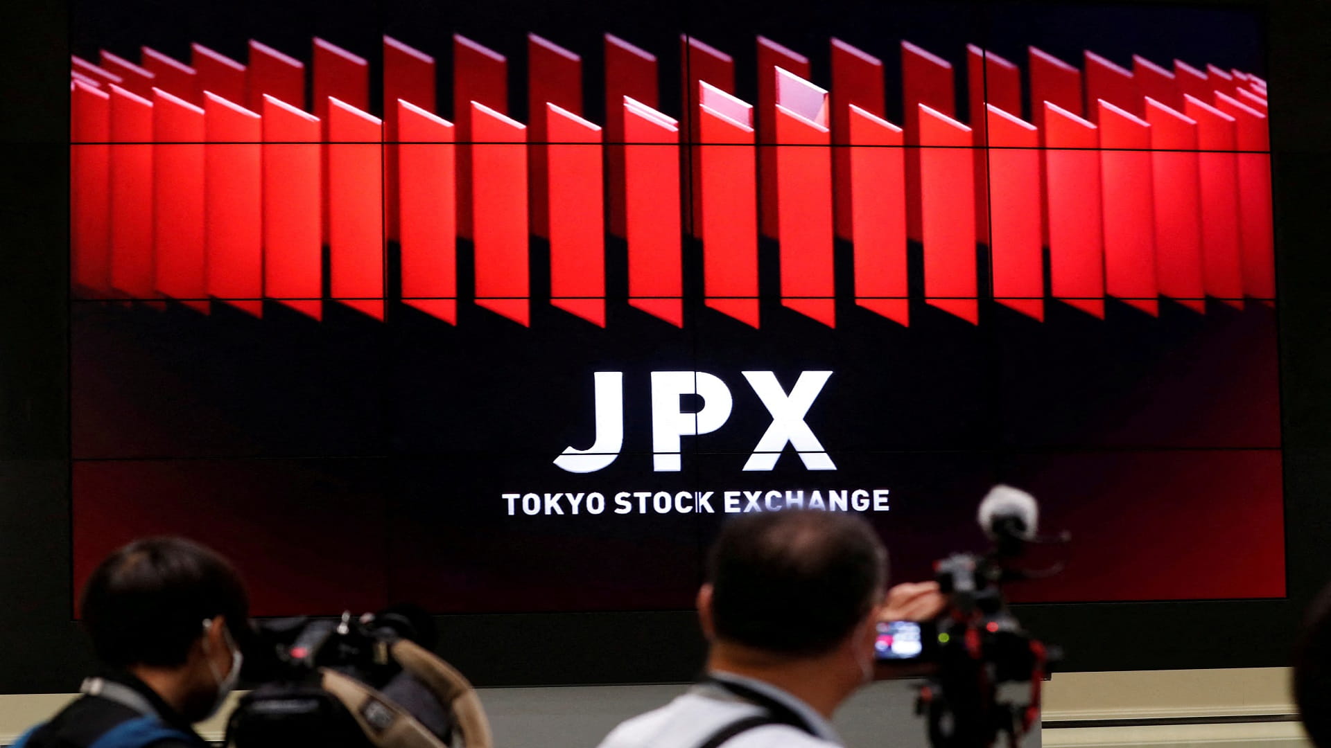 صورة بعنوان: نيكي يرتفع 0.75% في بداية التعامل بطوكيو 