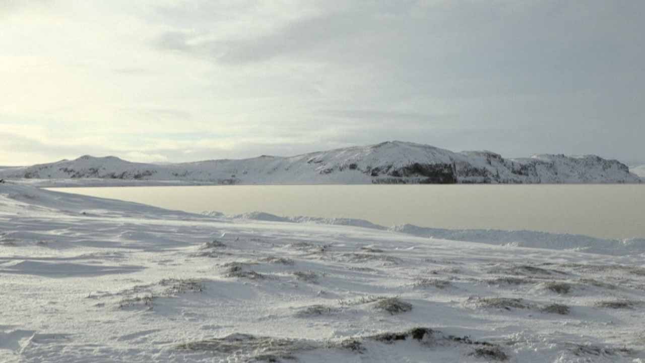 Image for the title: Iceland plane crash kills 4 people 