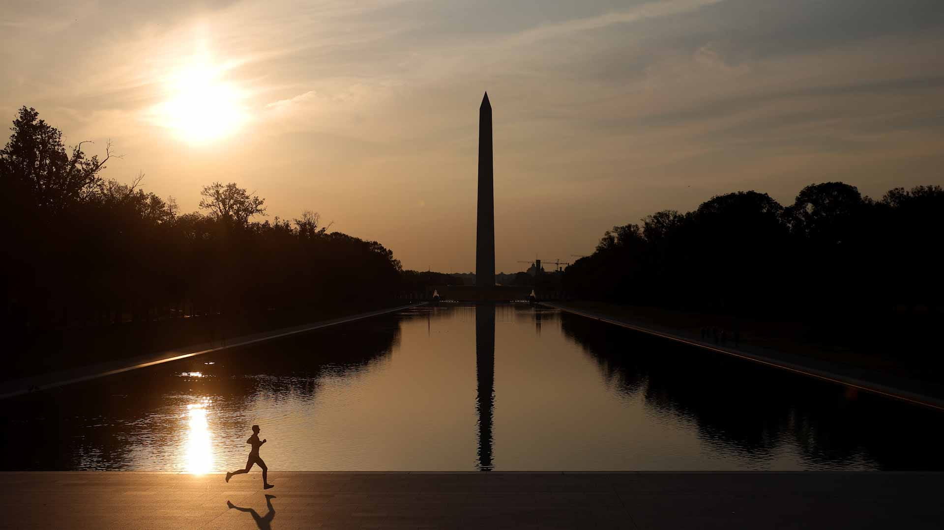 Image for the title: California sizzles in February heatwave 