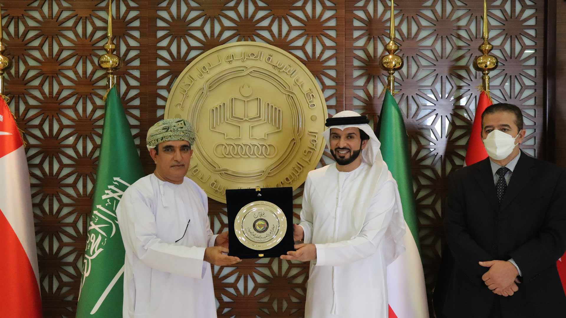 Image for the title: ALECGS receives the Director of Oman Centre for Translation 