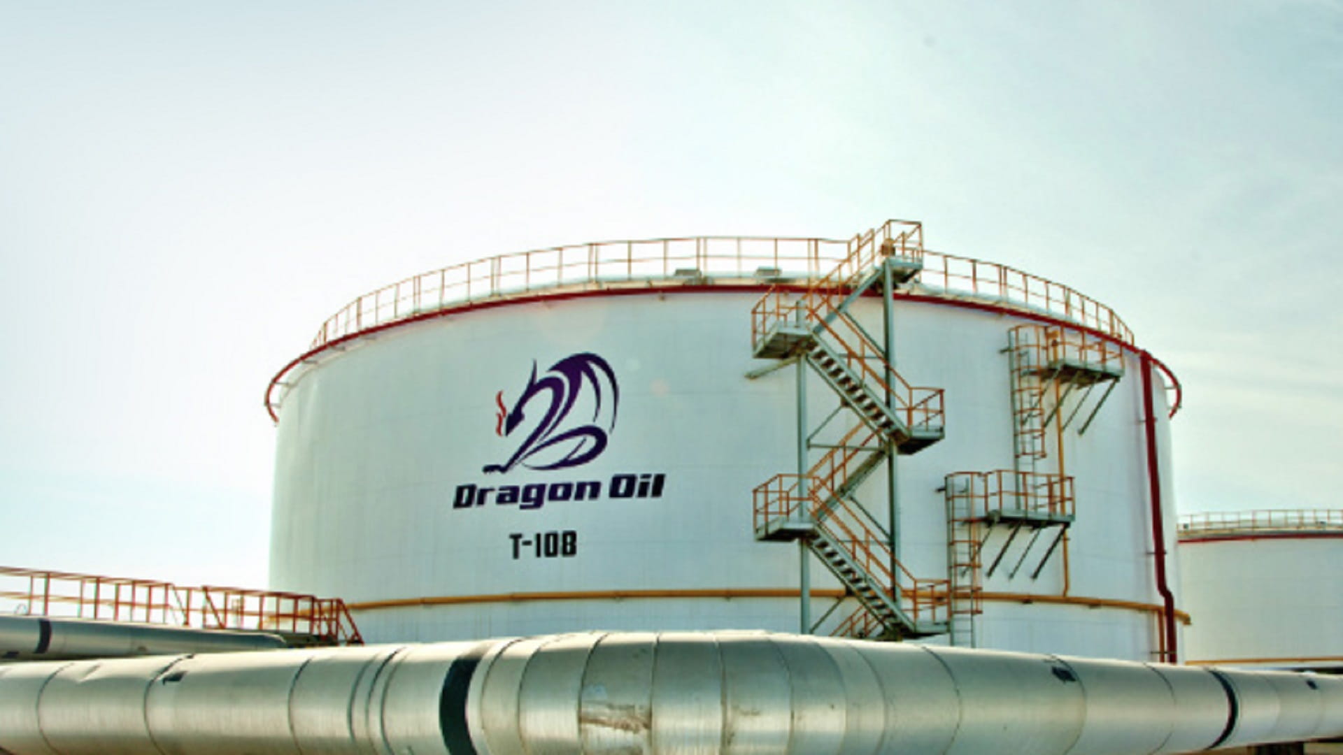 Image for the title: UAE's Dragon Oil announces first oil find in Egypt's Gulf of Suez 