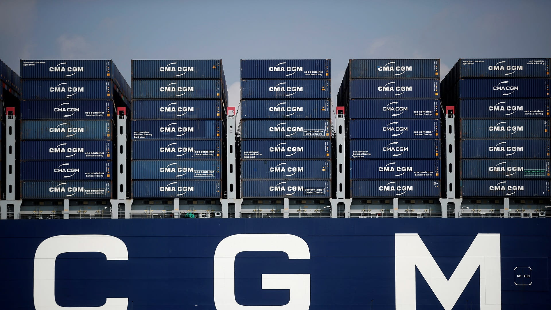 صورة بعنوان: لبنان يمنح شركة فرنسية عقداً لإدارة محطة الحاويات بمرفأ بيروت 