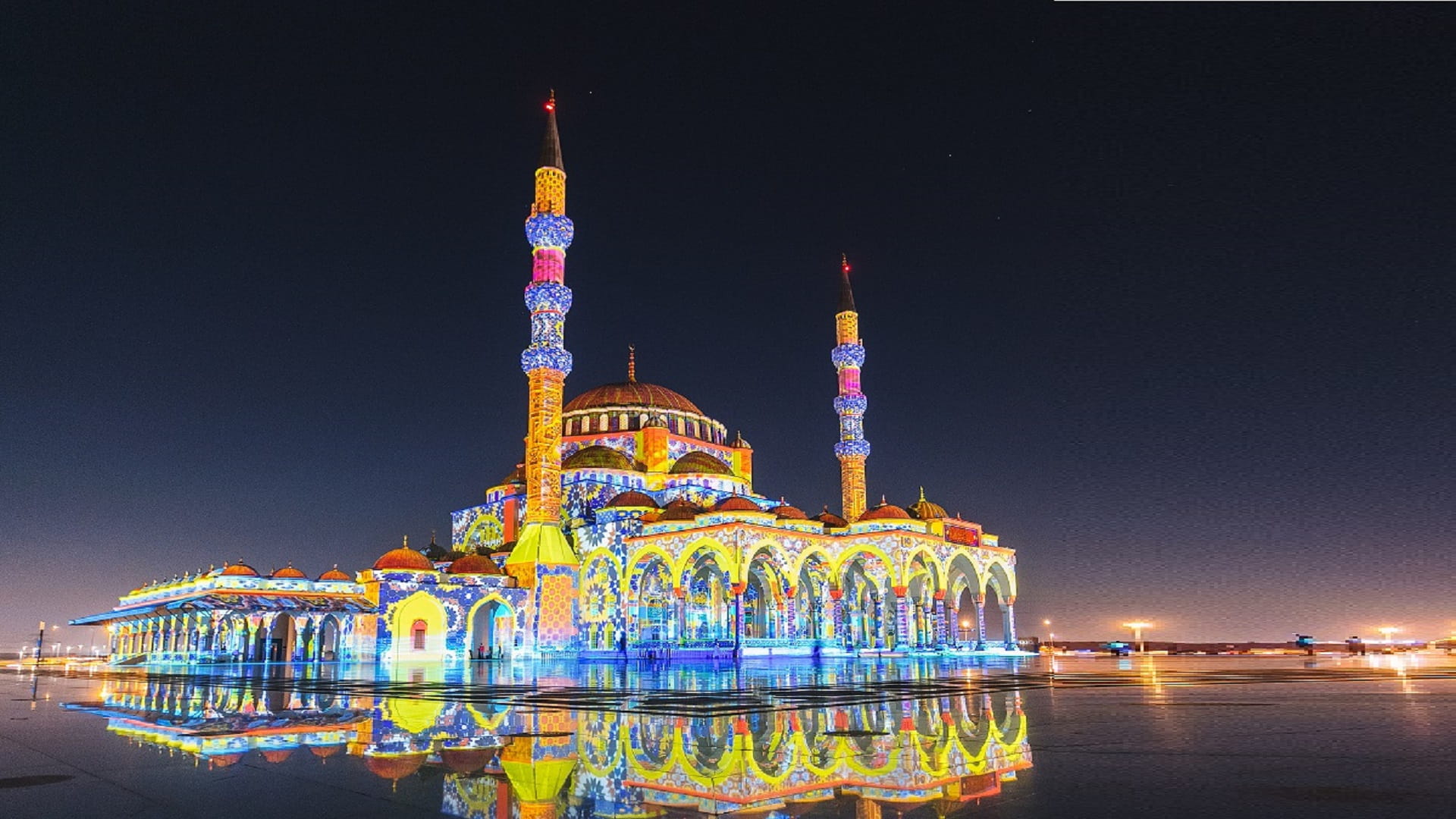 Image for the title: Sharjah Lights Festival communicates universal language of art 
