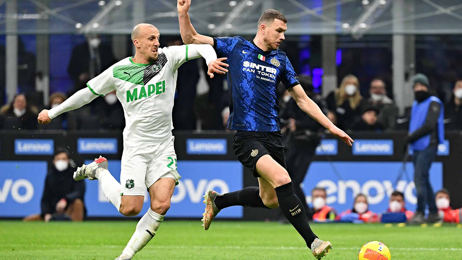 صورة بعنوان: إنتر ميلان يواصل نزيف النقاط في الدوري الإيطالي لكرة القدم  