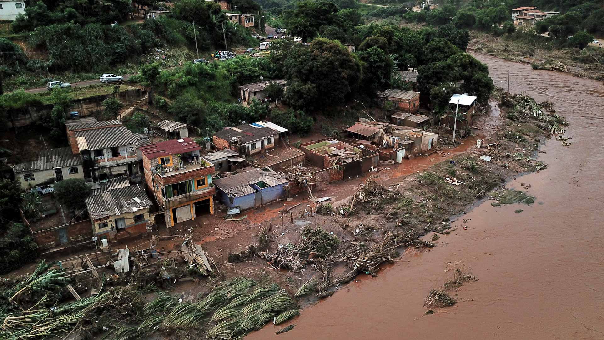 Image for the title: Brazil storm death toll rises to 152 