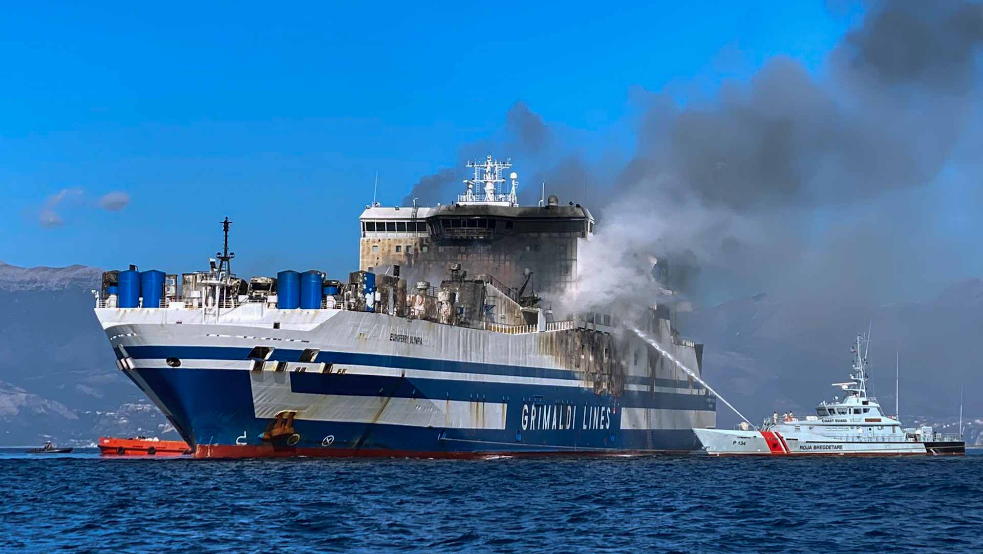 Image for the title: Greece resumes search for ferry fire survivors 