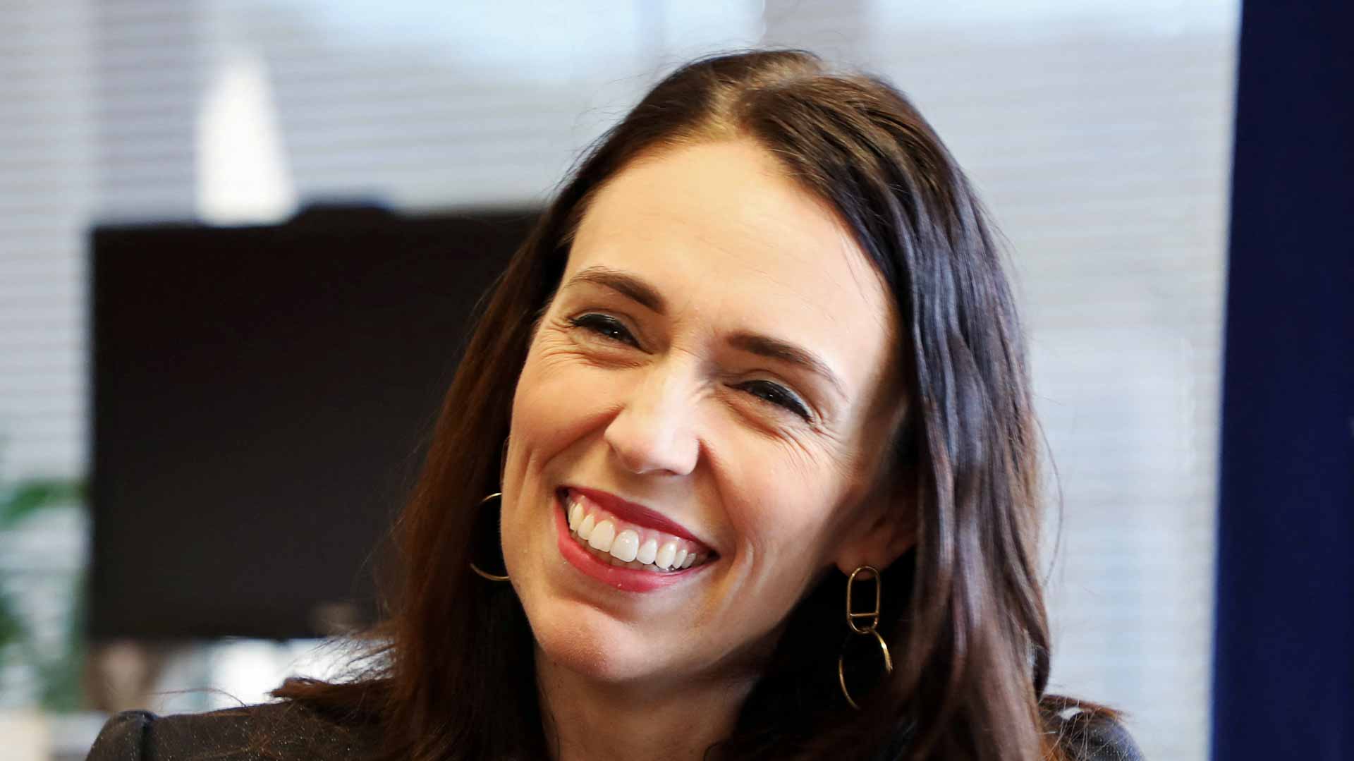 Image for the title: NZ's Ardern signals mandates will ease after Omicron peaks 