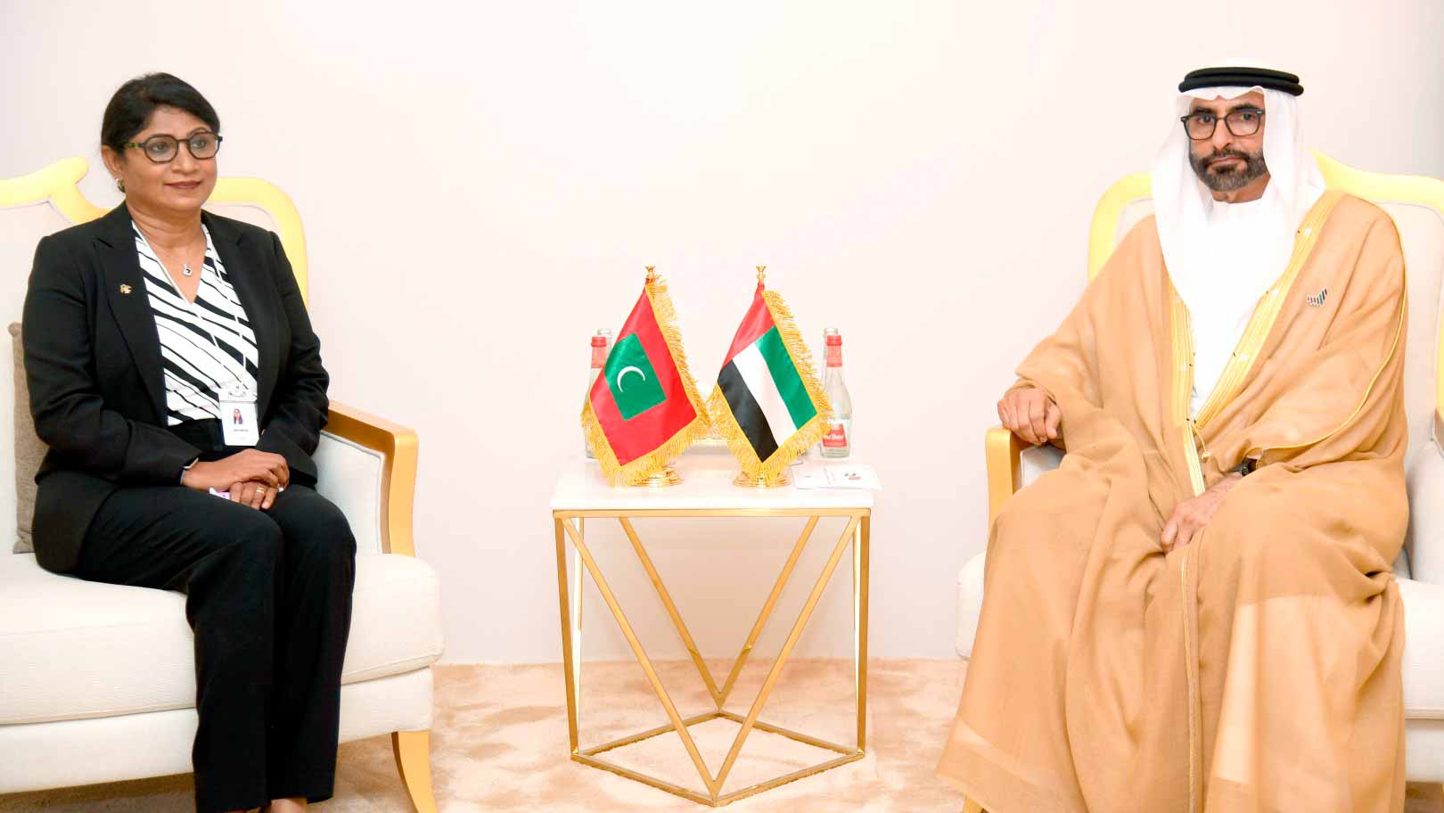 صورة بعنوان: البواردي يبحث مع المالديف سبل تعزيز التعاون الدفاعي والعسكري 