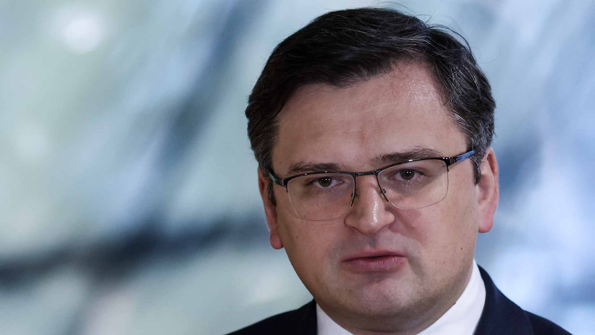 Image for the title: Ukraine says time for 'tough sanctions' against Russia 