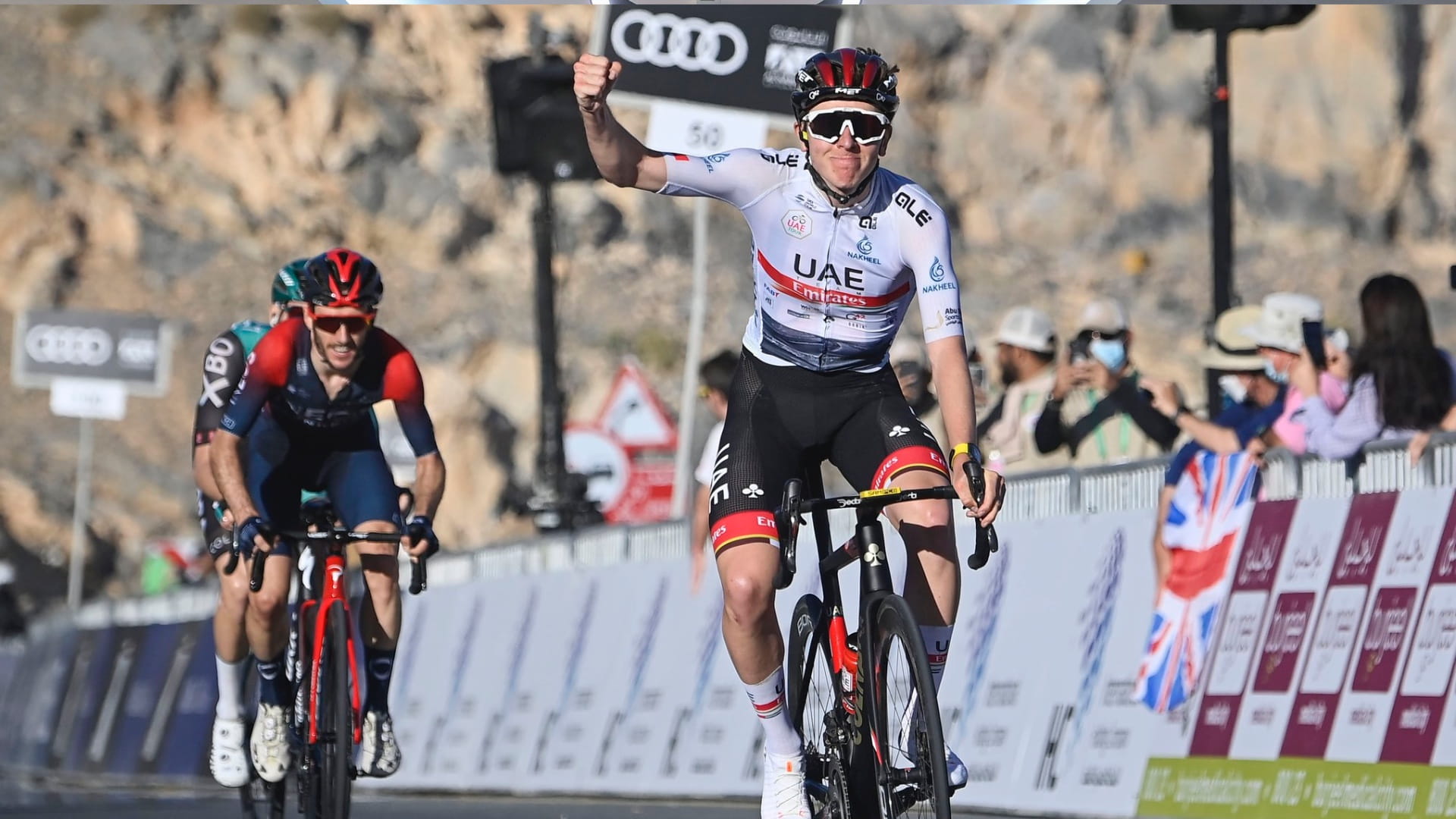 صورة بعنوان: انتصار كبير لفريق الإمارات للدراجات بالمرحلة 4 من طواف الإمارات 