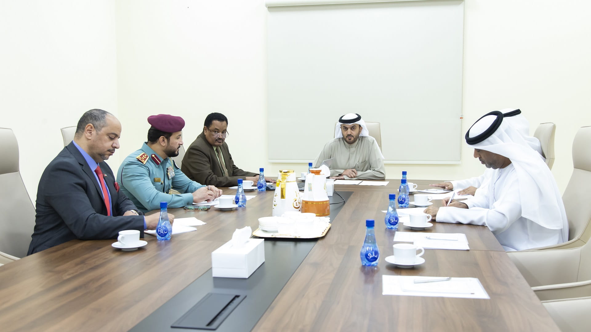 Image for the title: AQU’s College of Comm. discusses partnership with community 