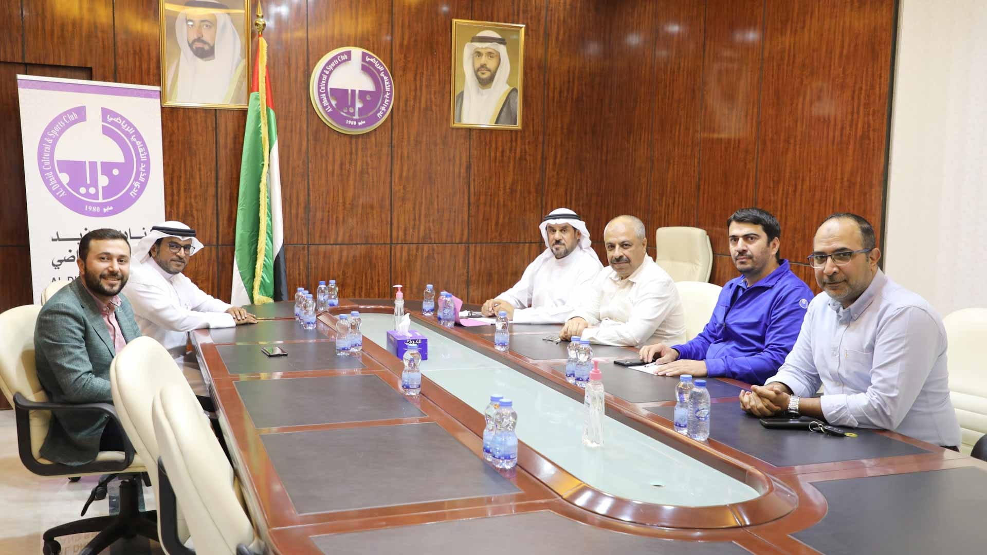 صورة بعنوان: نادي الذيد يبحث متطلبات الجودة لتطوير منظومته الرياضية 