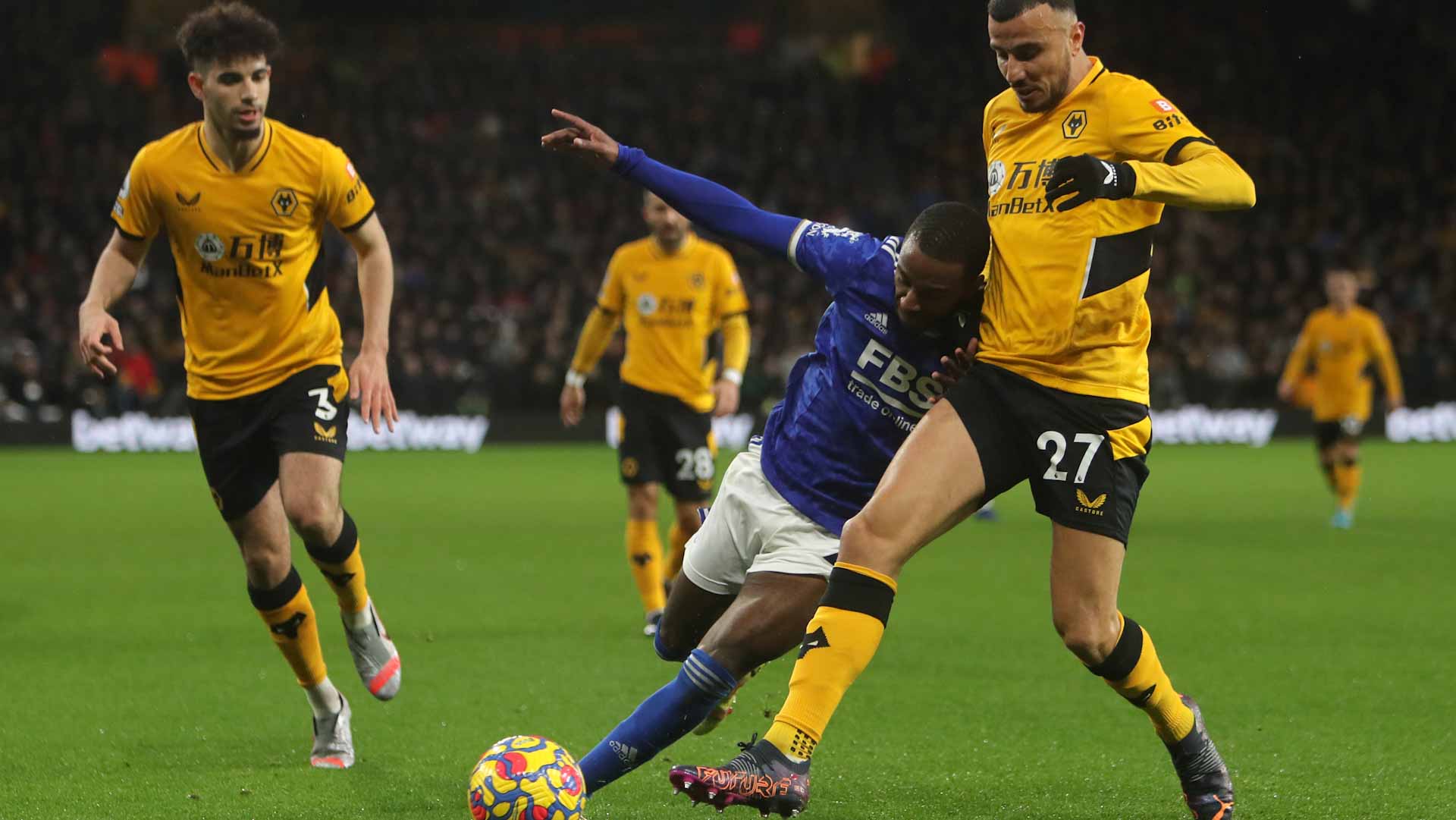 صورة بعنوان: ليستر سيتي الإنجليزي يتأهل لدور الـ 16 بالدوري الأوروبي 