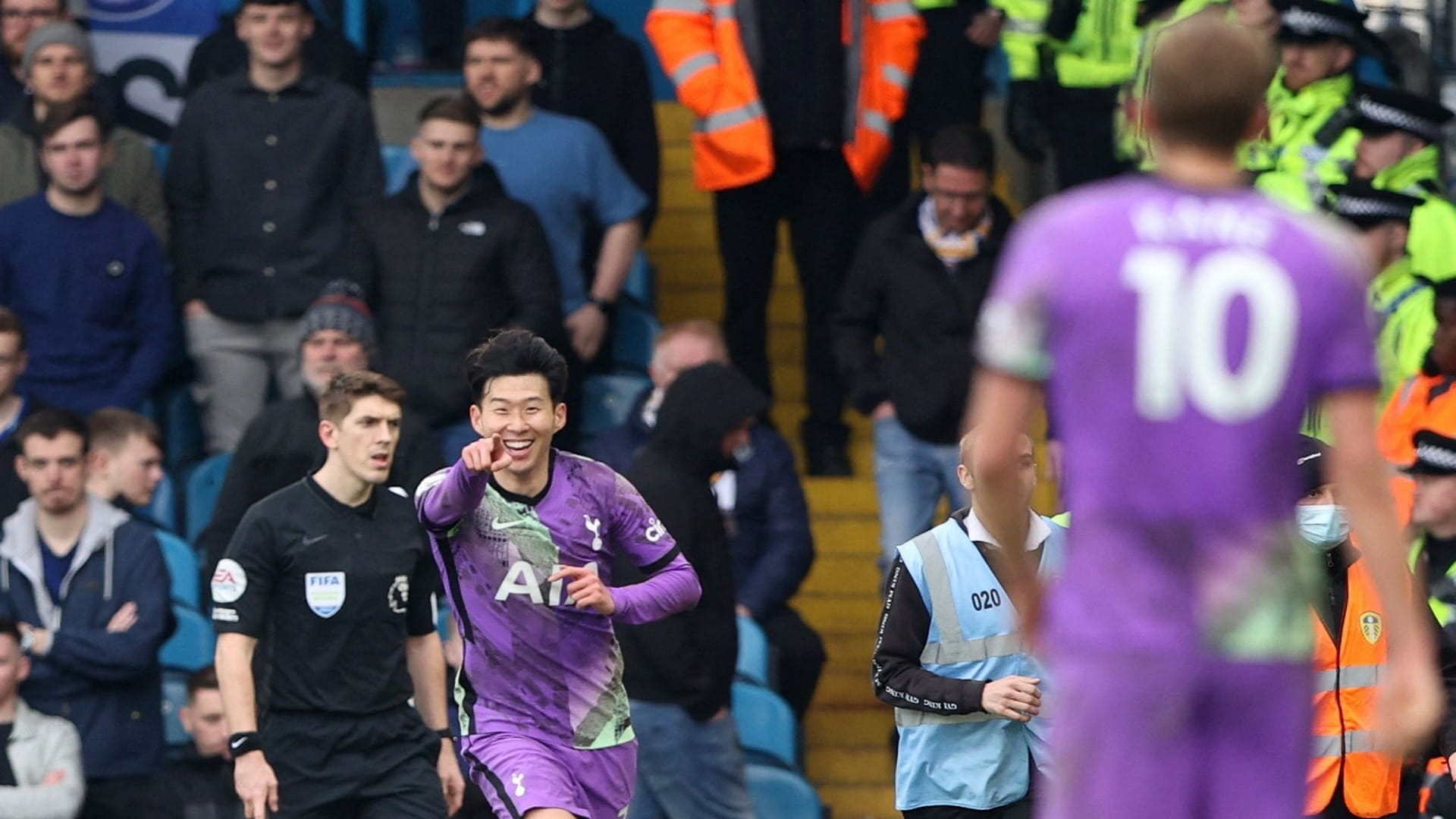 صورة بعنوان: توتنهام يستعيد نغمة الانتصارات في الدوري الإنجليزي الممتاز  