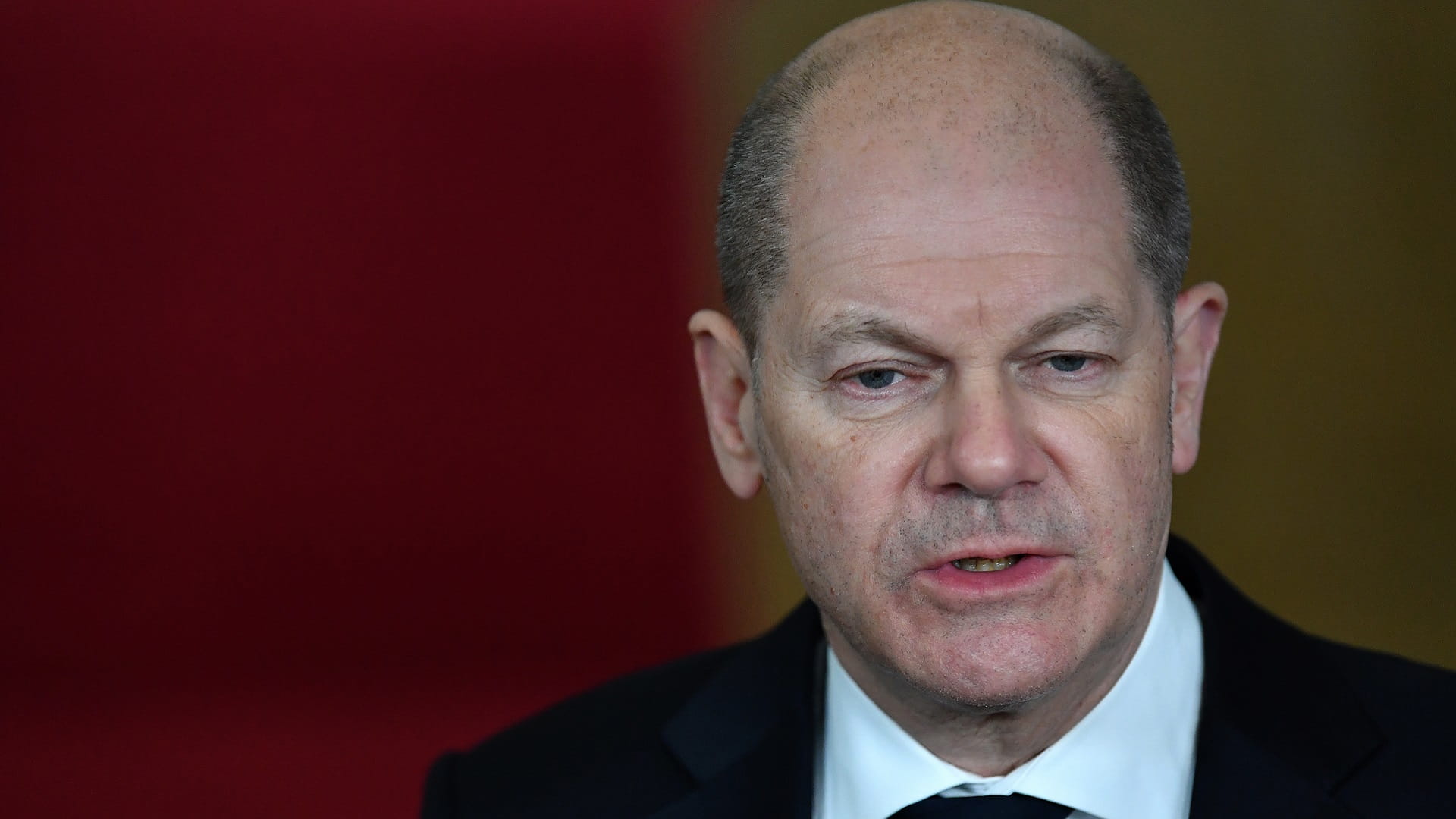 Image for the title: Germany's Scholz says still open for talks with Russia 