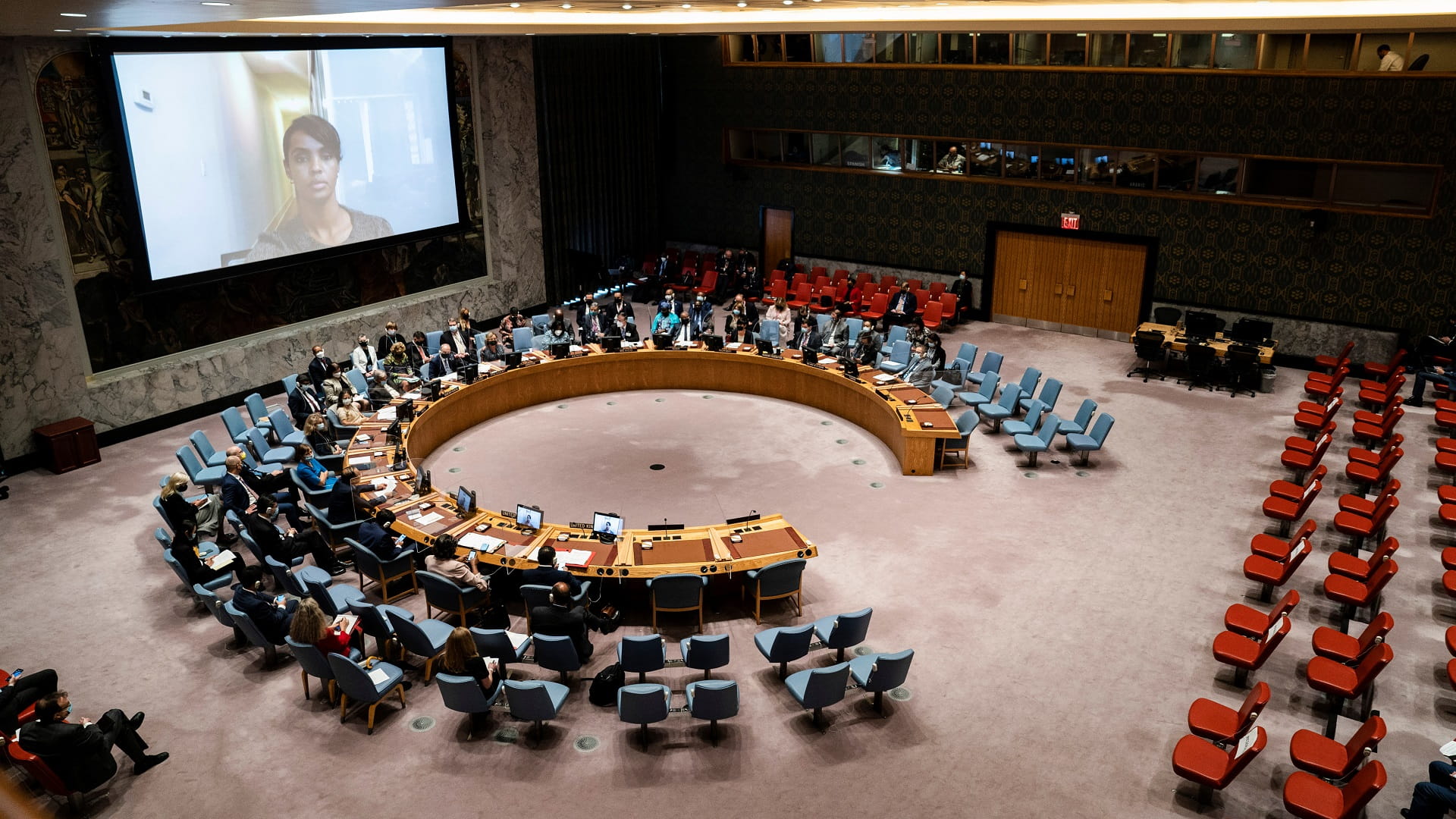 صورة بعنوان: مجلس الأمن الدولي يدعو إلى عقد جلسة طارئة بشأن أوكرانيا 