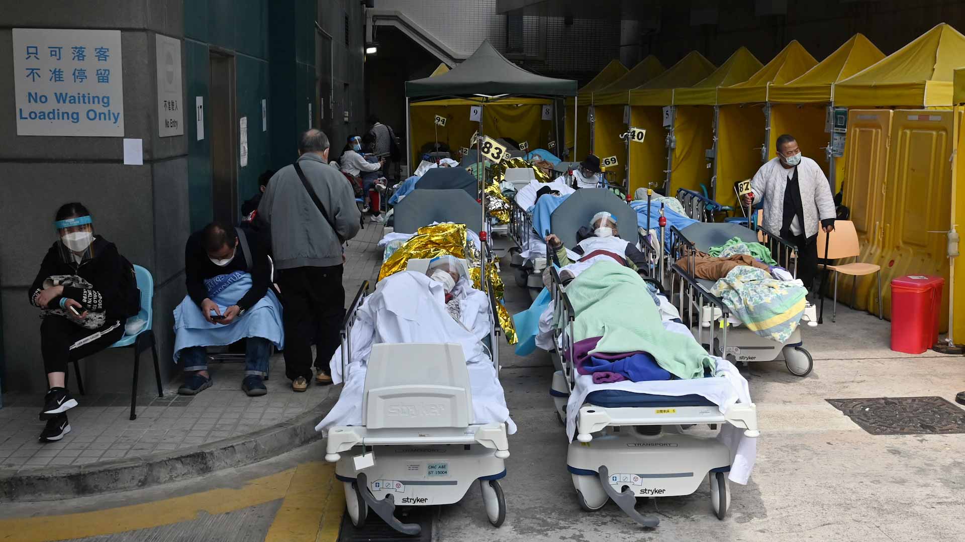 Image for the title: HK facilities for storing deaths stretched as COVID deaths rise 