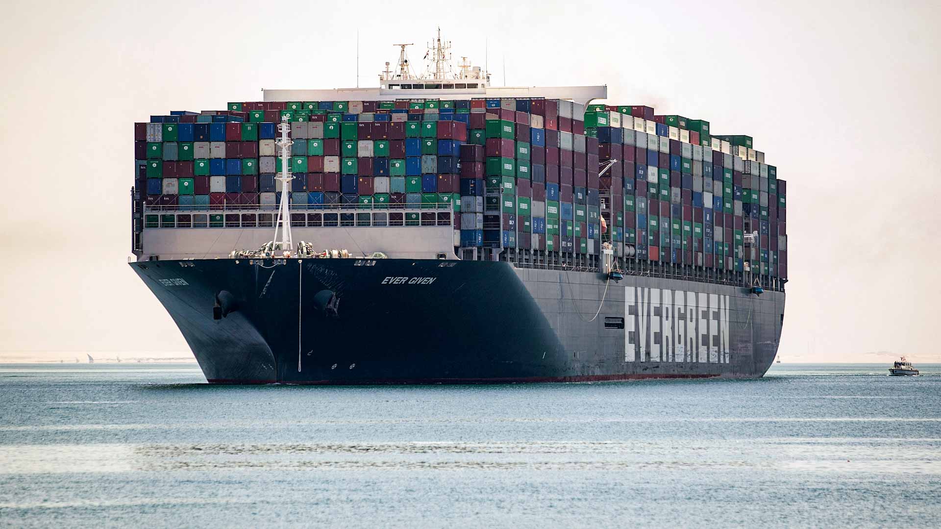 Image for the title: Egypt's Suez canal to increase tolls by up to 10% 