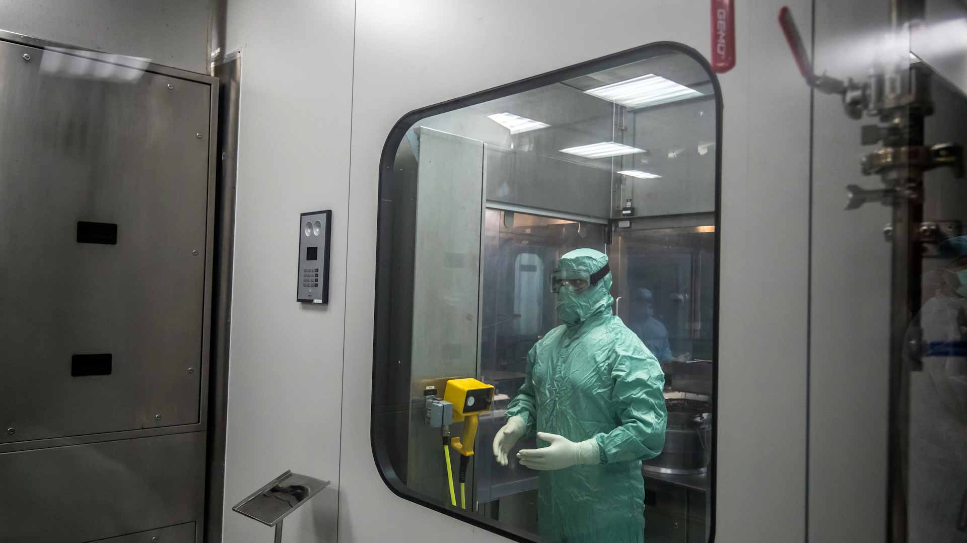 Image for the title: Egypt records 783 new infections of coronavirus 