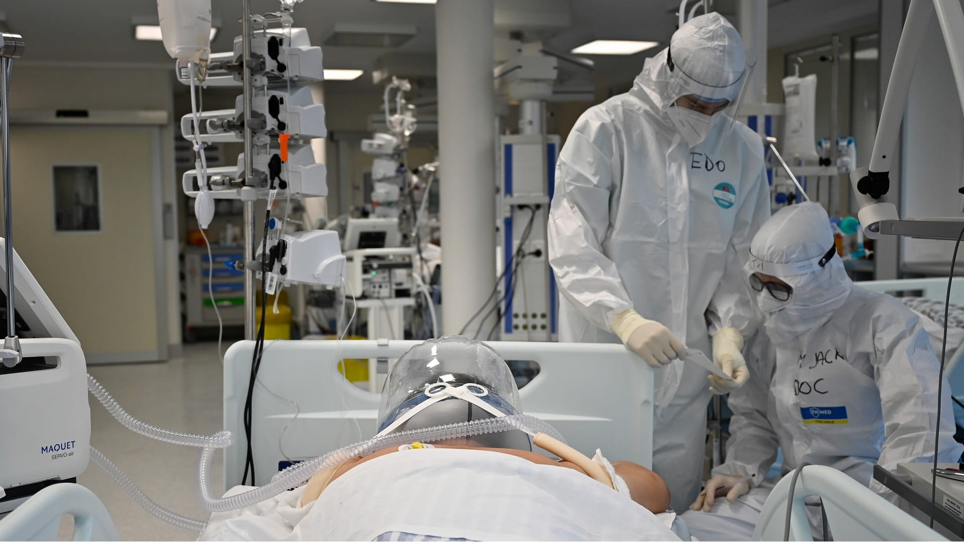 Image for the title: Italy suffers 61,046 COVID-19 cases on Sunday, 133 deaths 