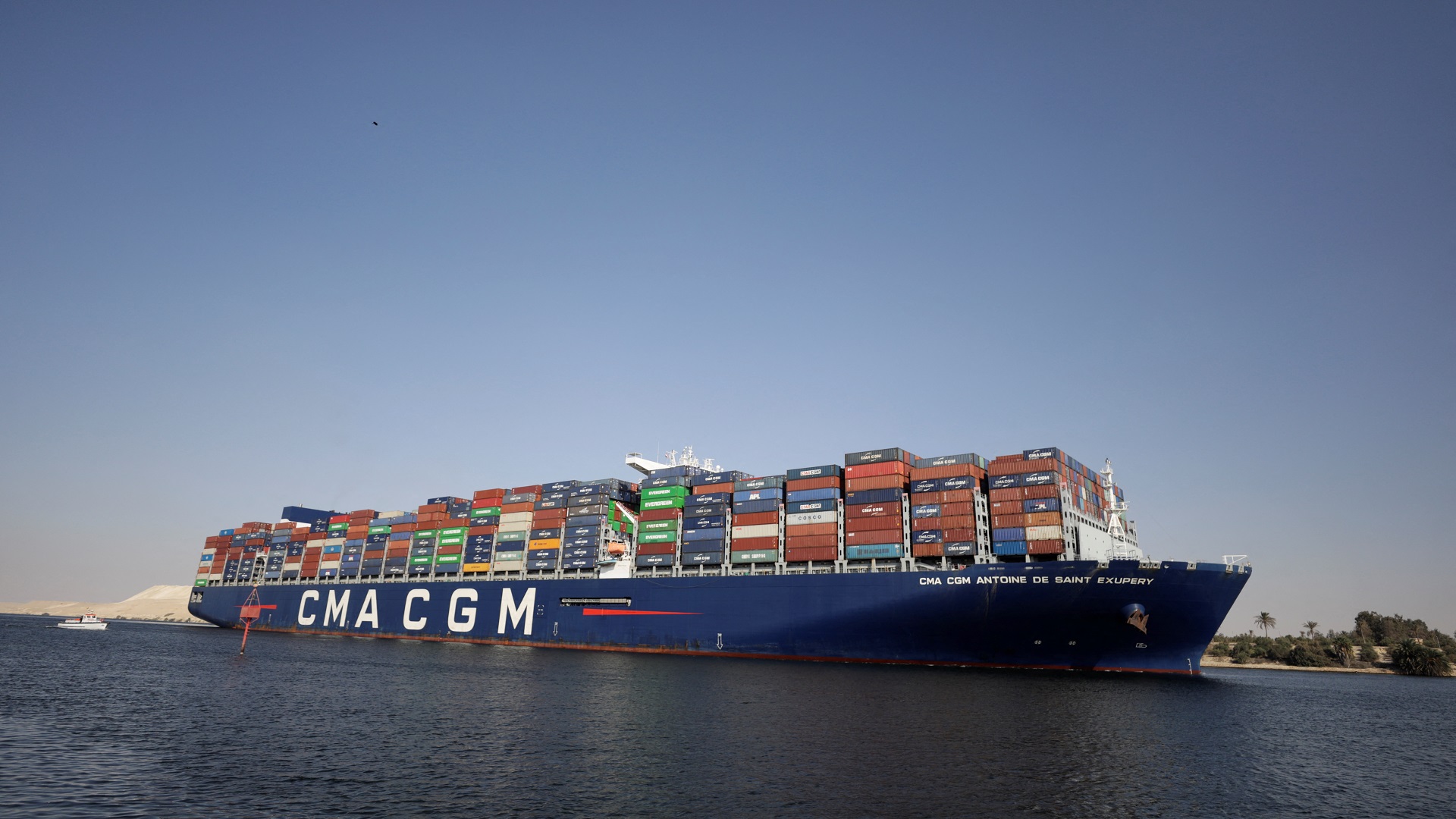 صورة بعنوان: قناة السويس تسجل أكبر إيرادات سنوية في تاريخها عند 6.3مليار دولار 