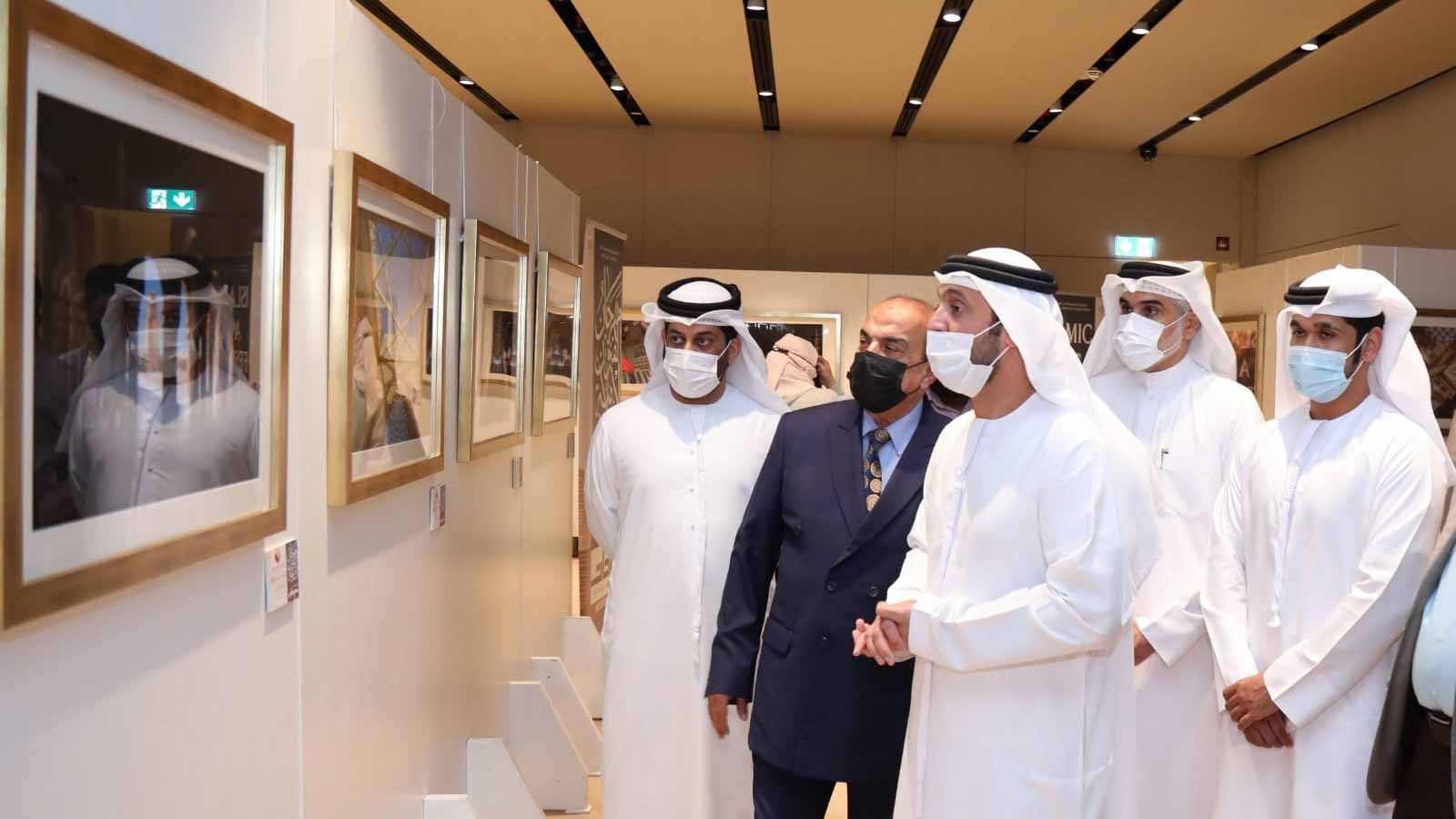 صورة بعنوان: "ثقافية الشارقة" تدشن معرض جماليات الفن المعماري الإسلامي  