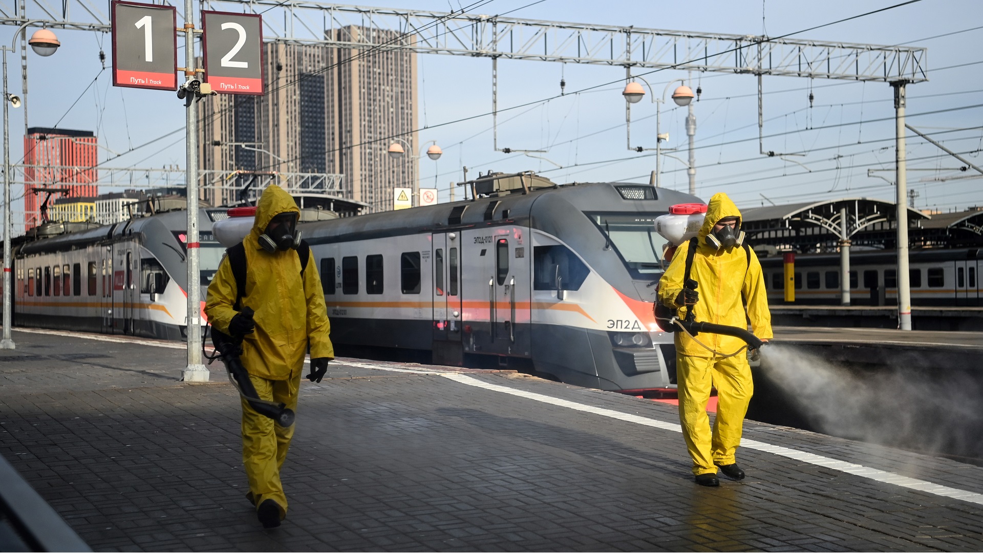 Image for the title: COVID-19 claims 796 lives in Russia, sickens 16,568 past 24 hrs