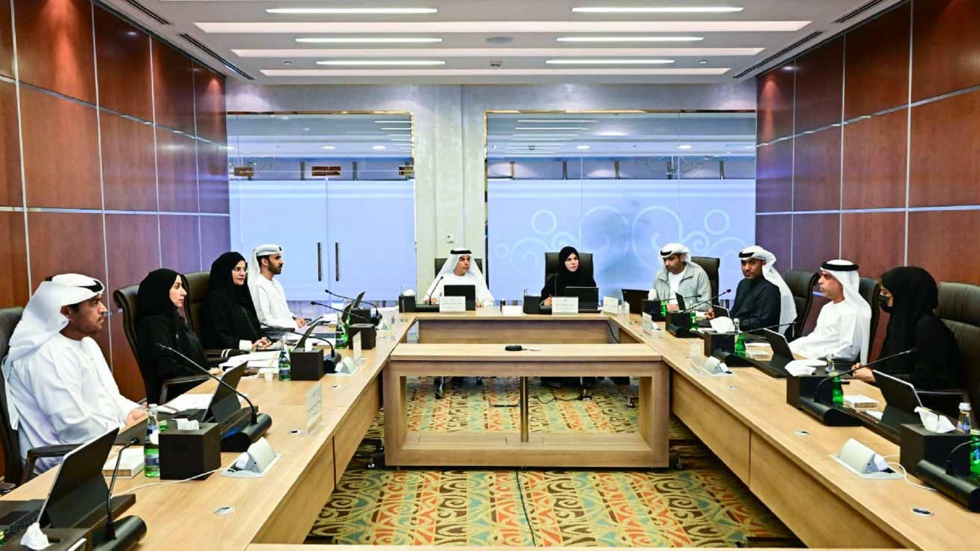 صورة بعنوان: لجنة المرافق بـ "الوطني الاتحادي" تناقش سياسة وزارة الطاقة  