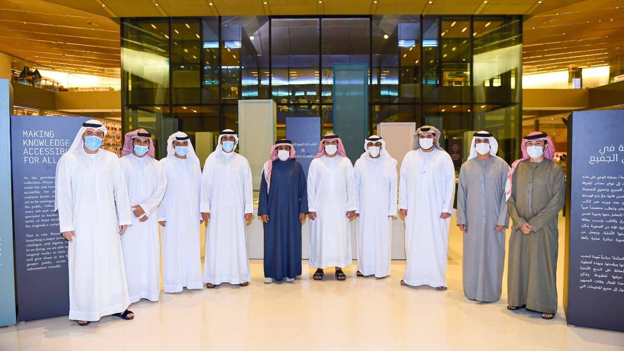 صورة بعنوان: شرطة ونيابة الشارقة تعقدان اجتماعاً تنسيقياً في بيت الحكمة 