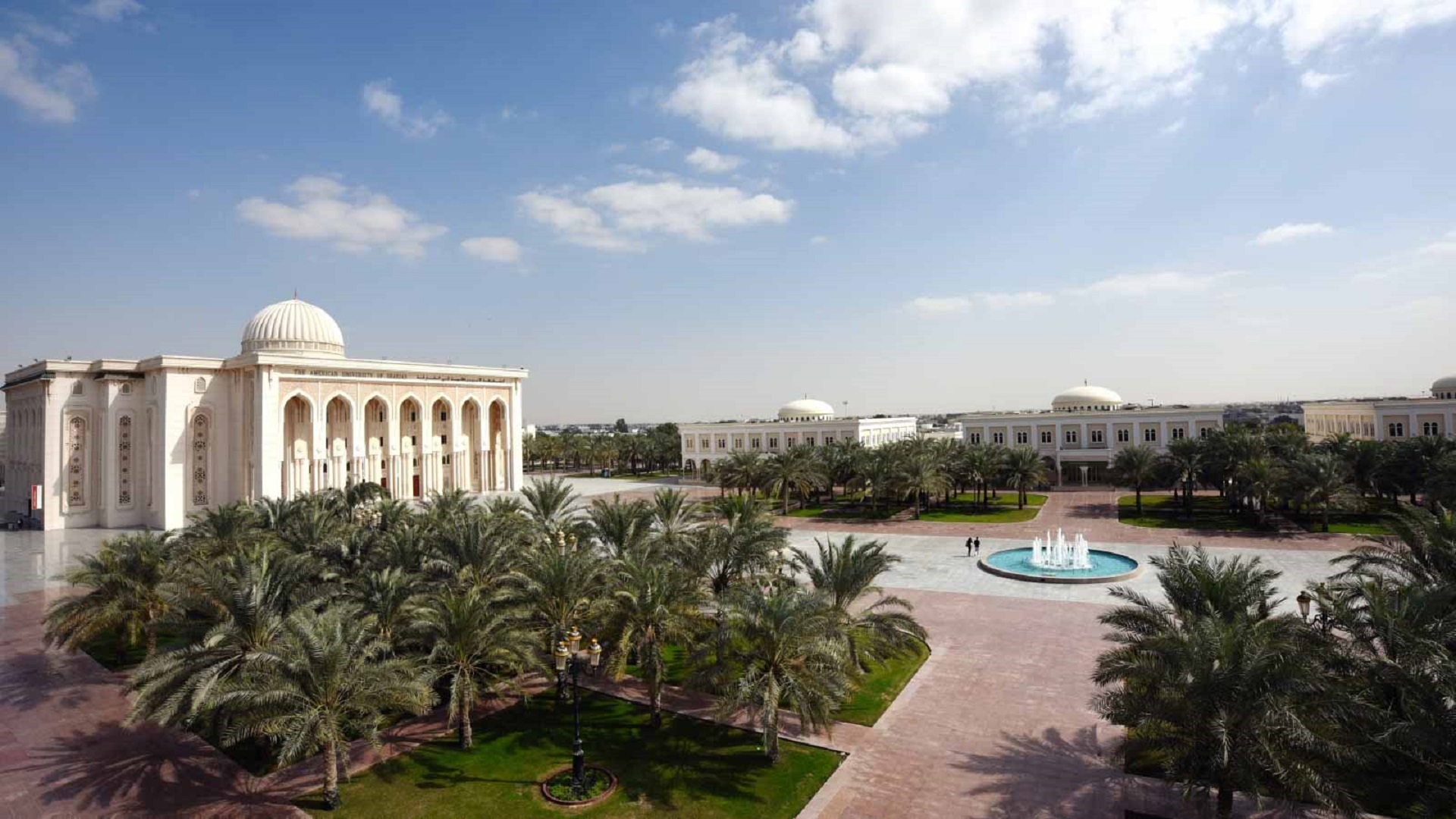 صورة بعنوان: طلبة أميركية الشارقة يتلقون الإرشاد المهني من خبراء ألمان بالدولة  