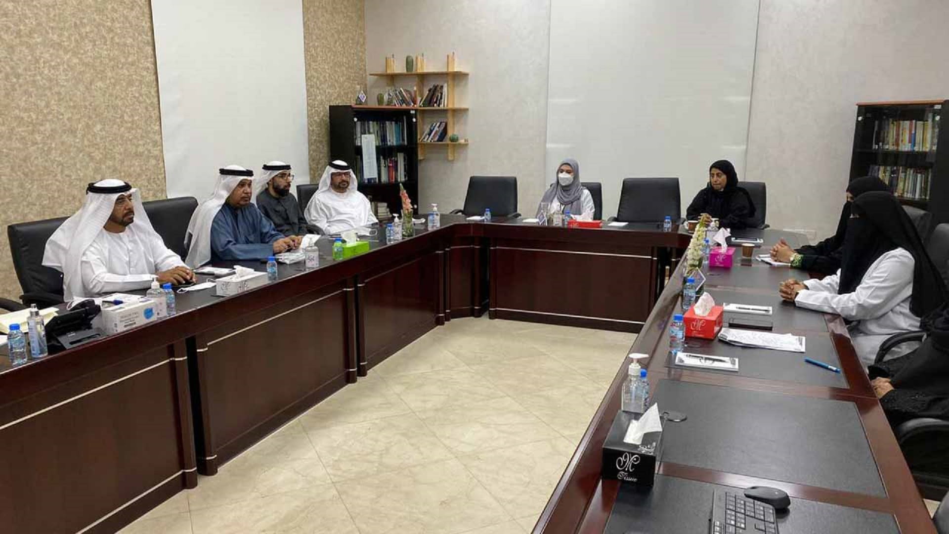 صورة بعنوان: "صحية استشاري الشارقة" تطلع على جهود فرعي "الخدمات الاجتماعية"  