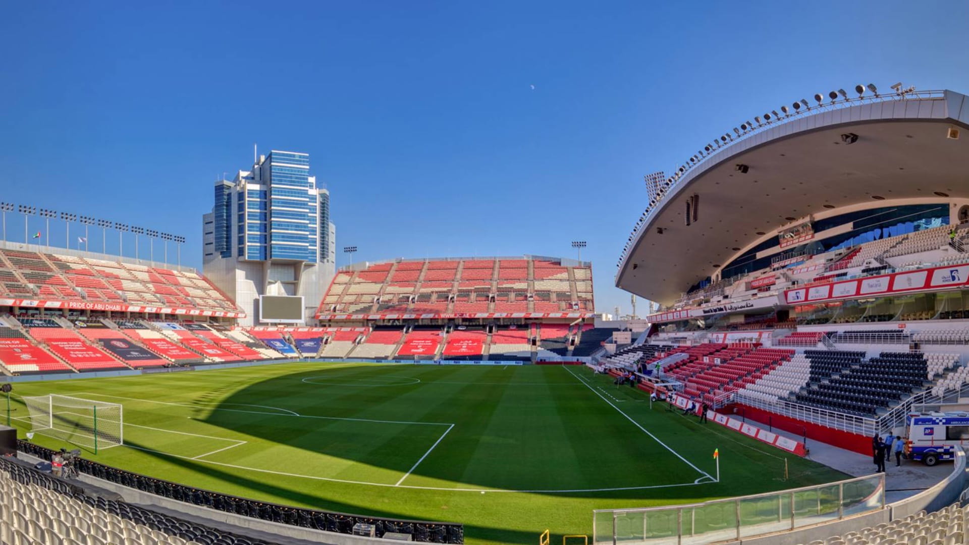 صورة بعنوان: ملاعب مونديال الأندية.. مرافق إماراتية بمواصفات عالمية 