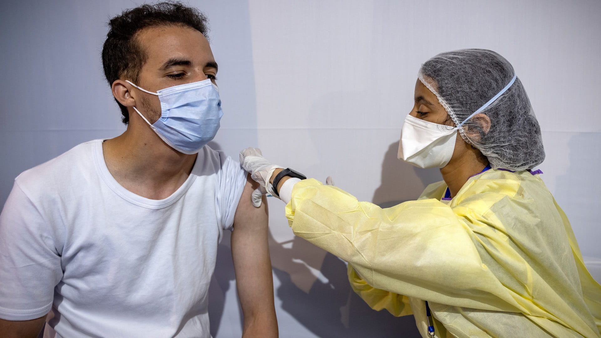 Image for the title: Morocco sees 8,338 new COVID-19 cases, 10 deaths 