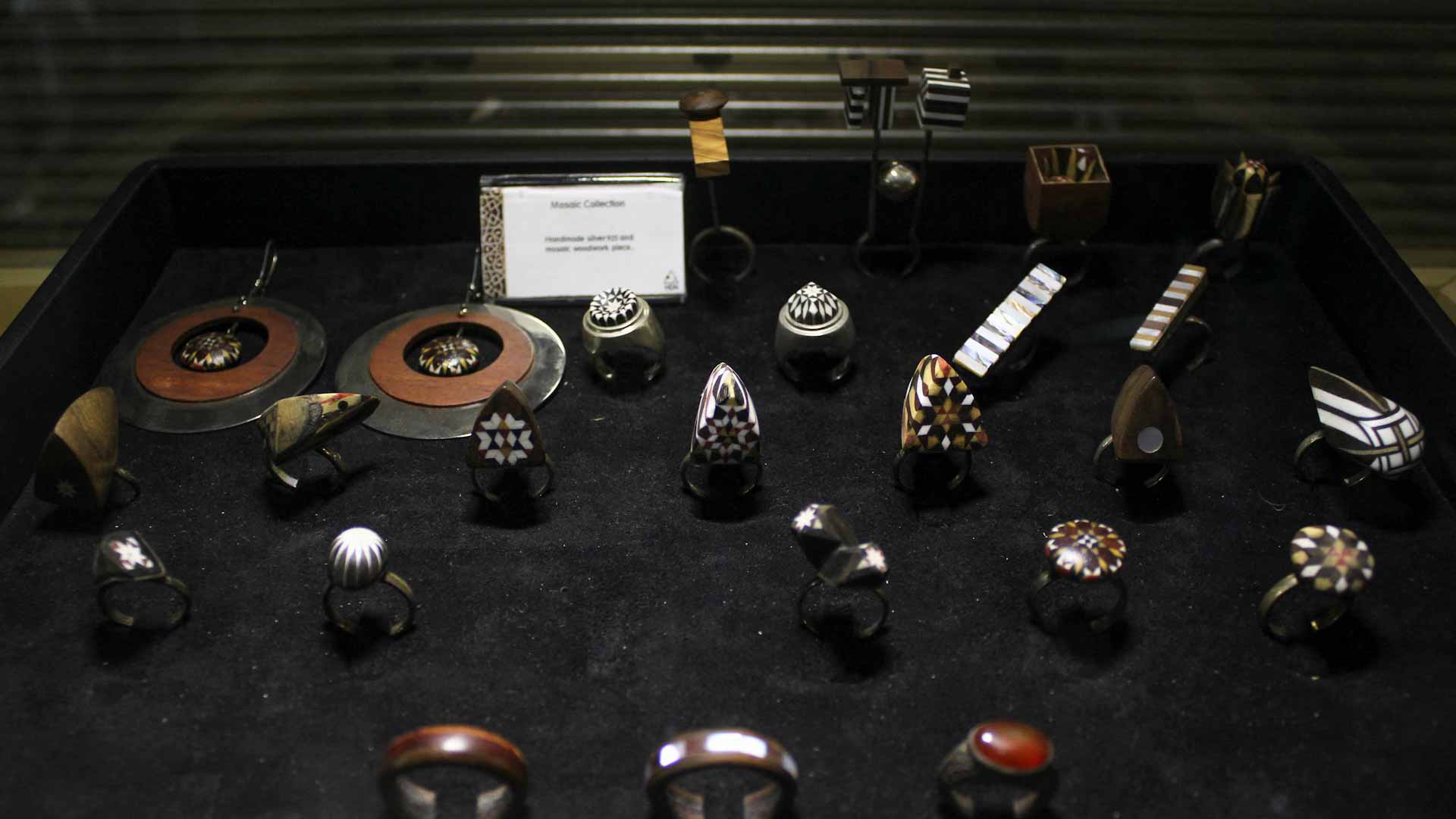 Image for the title: Syrian artist turns Damascus culture into jewelry 