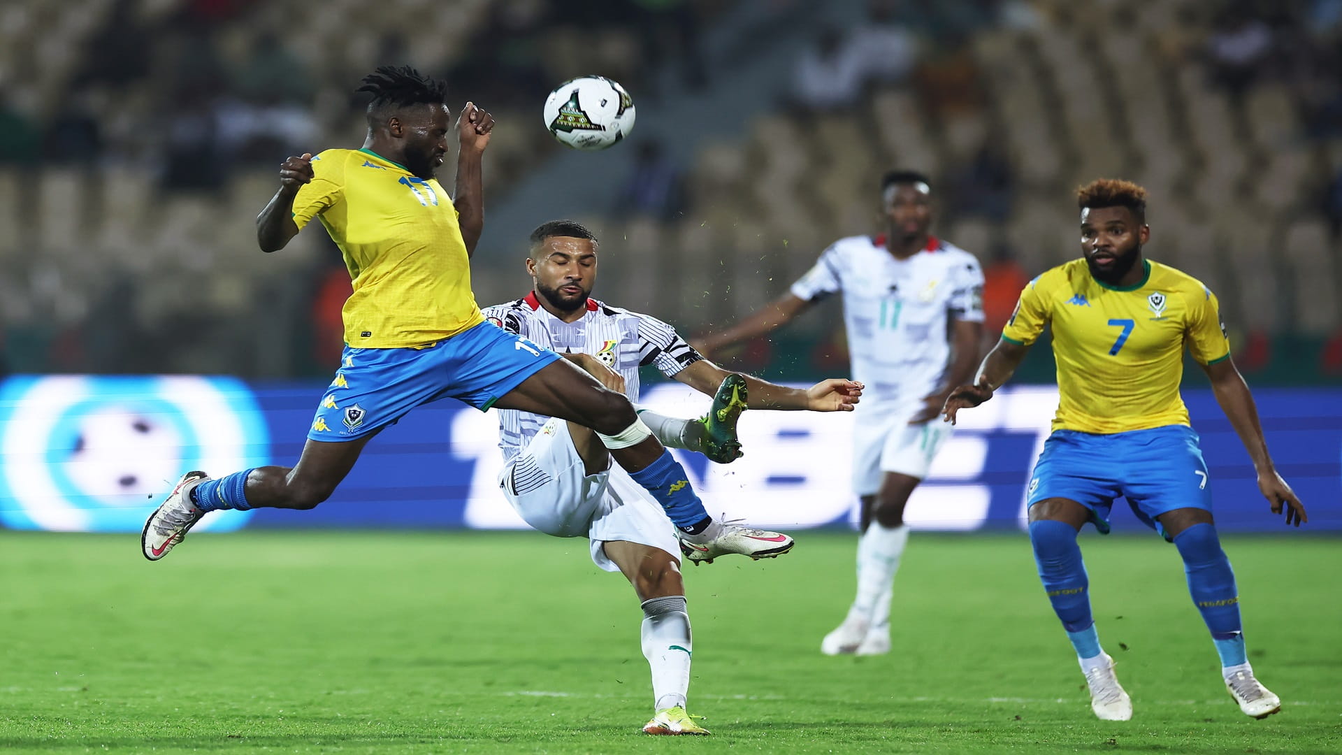 صورة بعنوان: منتخب الغابون يقترب من بلوغ دور الستة عشر بأمم إفريقيا   