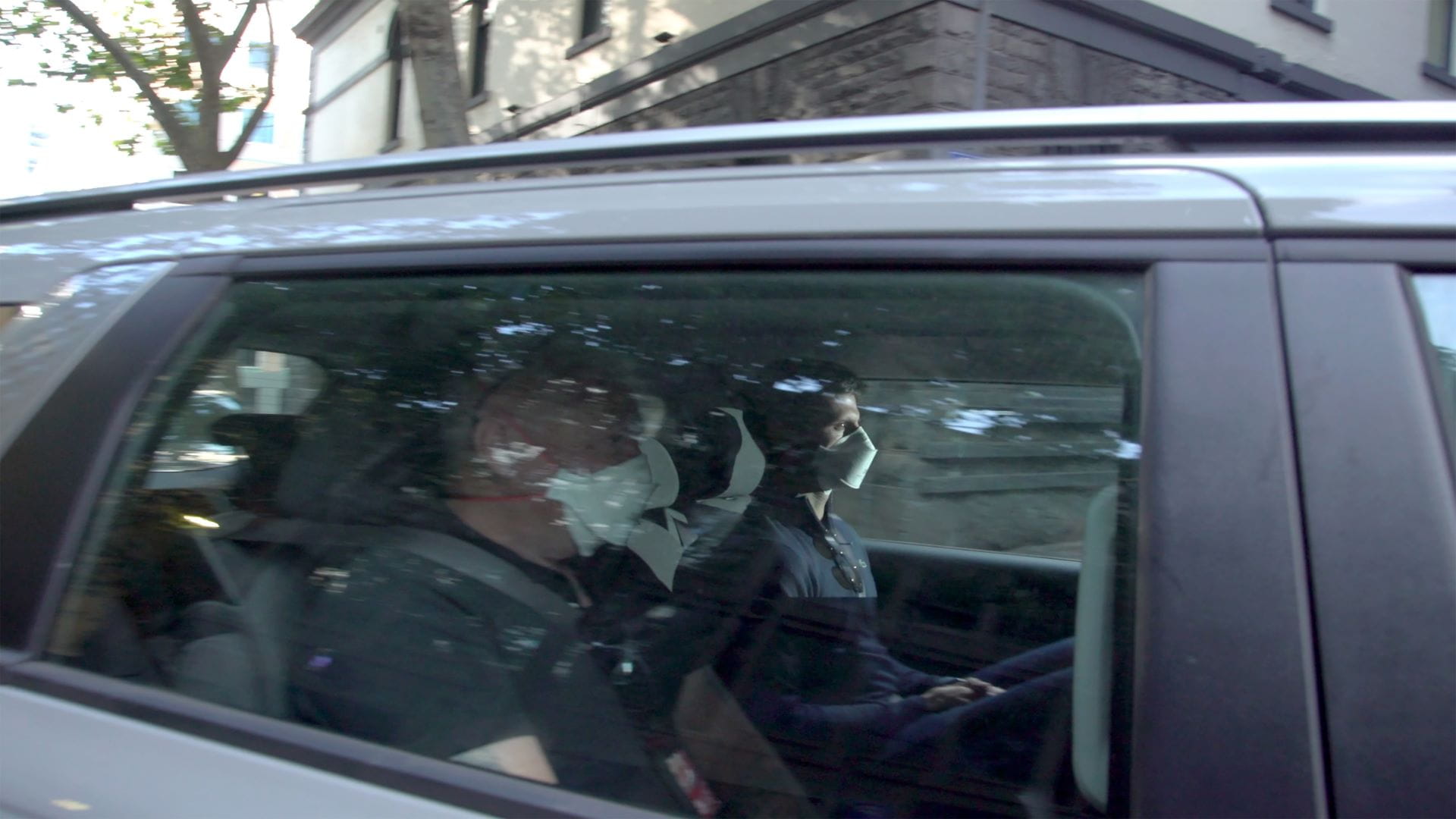 Image for the title: Australian court adjourns Djokovic case to consider verdict 