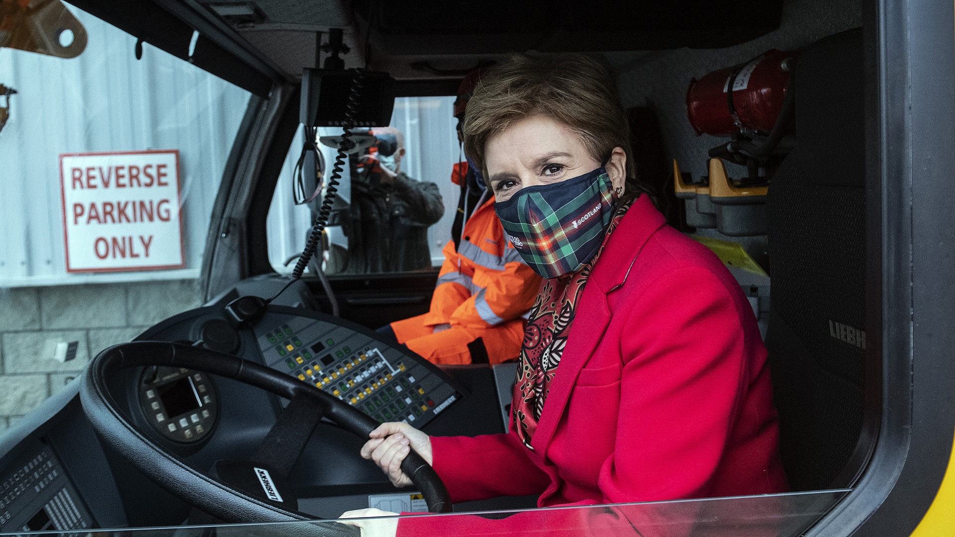 Image for the title: Scotland moves ahead with vast wind power projects 