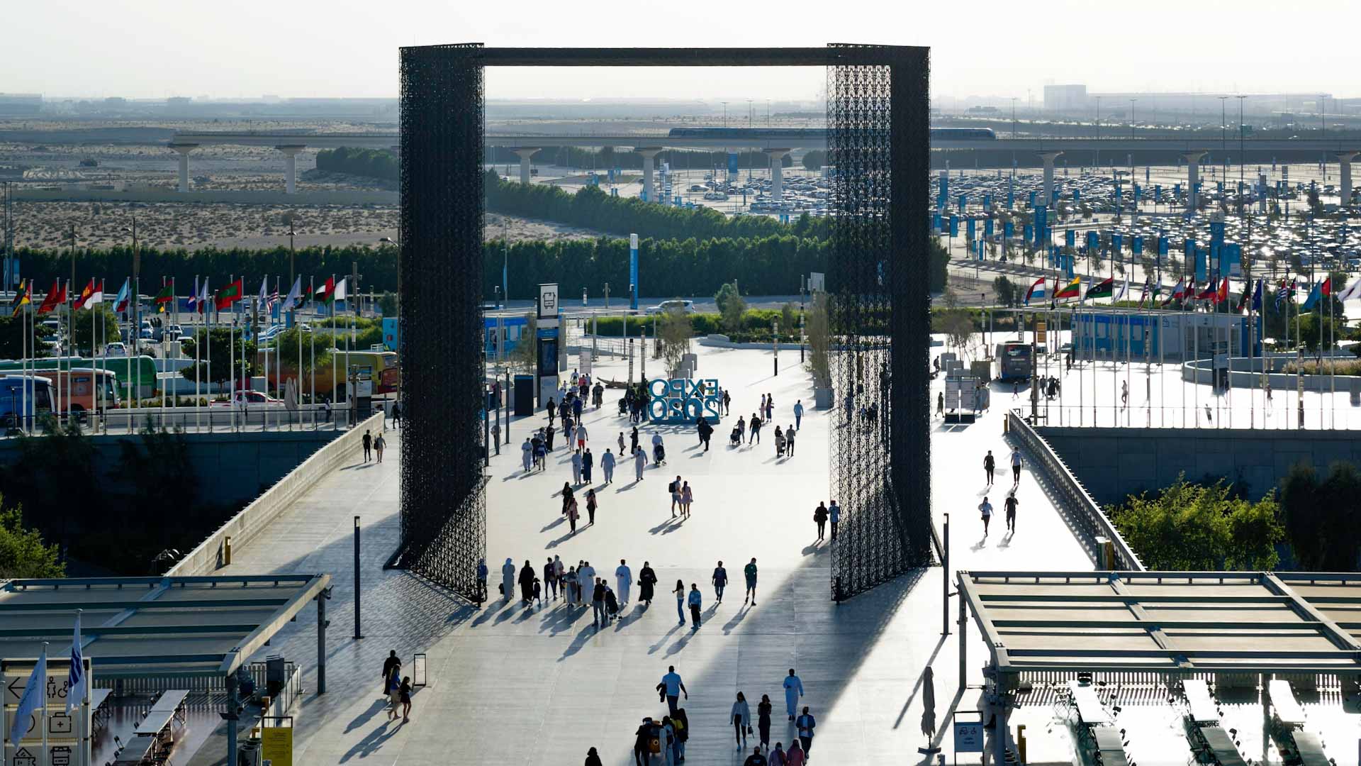 Image for the title: Expo 2020 Dubai visits cross 10 million 