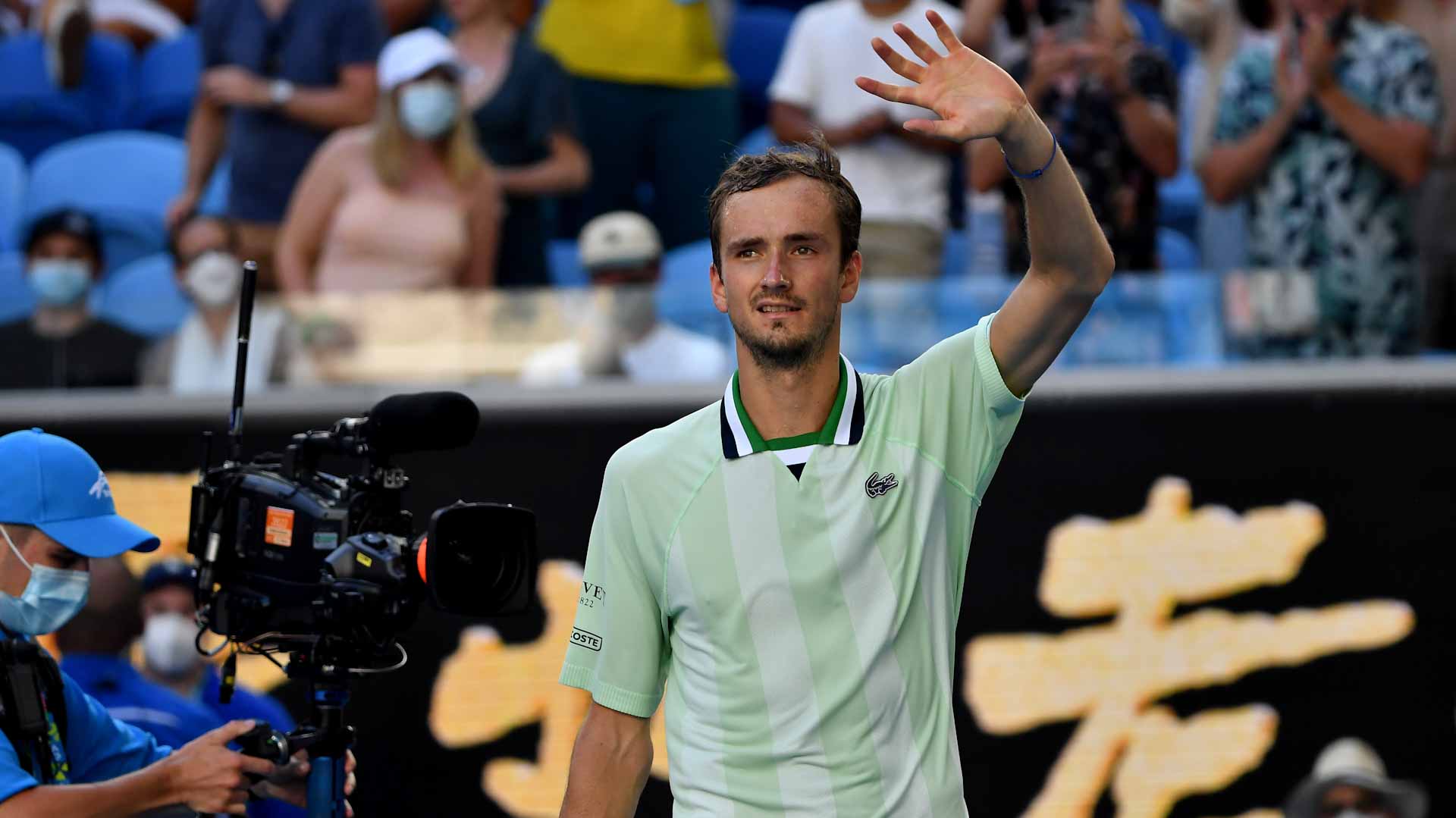 صورة بعنوان: الروسي ميدفيديف يتأهل للدور الرابع ببطولة أستراليا المفتوحة للتنس 