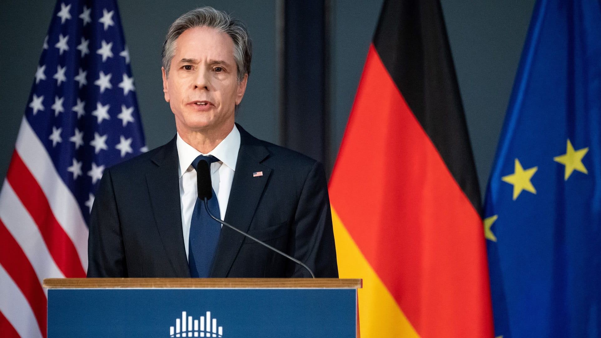Image for the title: Blinken: Russia risks reviving Cold War divisions 