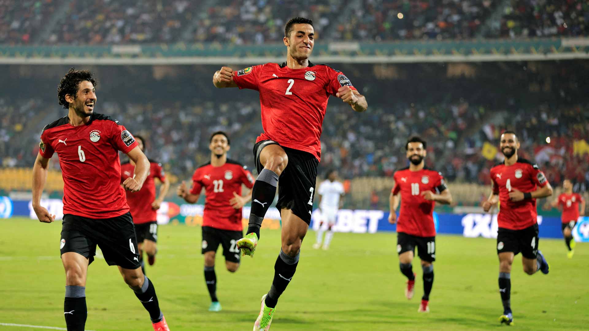 Image for the title: Egypt scrape past Sudan to advance at Cup of Nations 