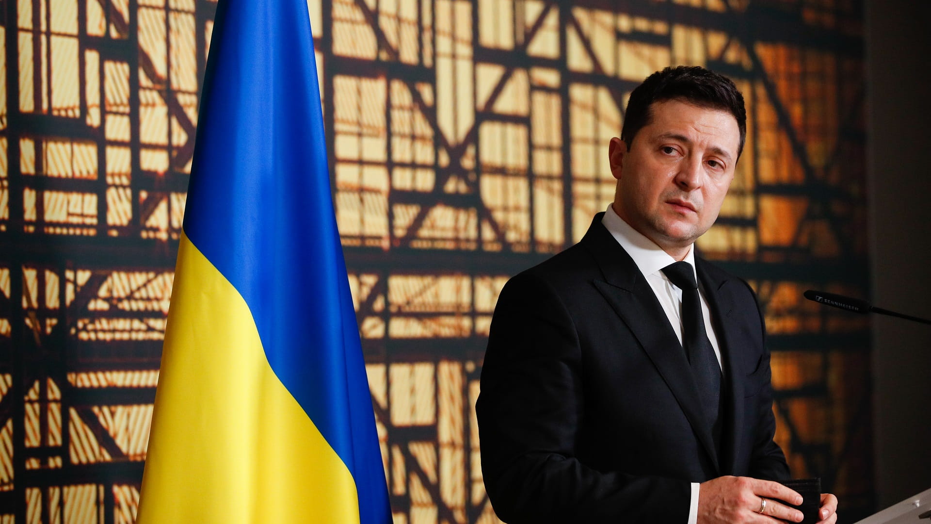 Image for the title: Ukraine's Zelensky says no such thing as 'minor incursions' 